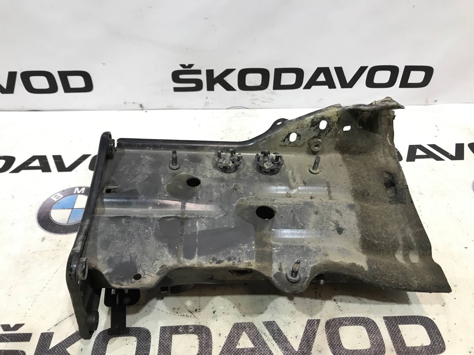 лонжерон, 2000 рублей, Москва