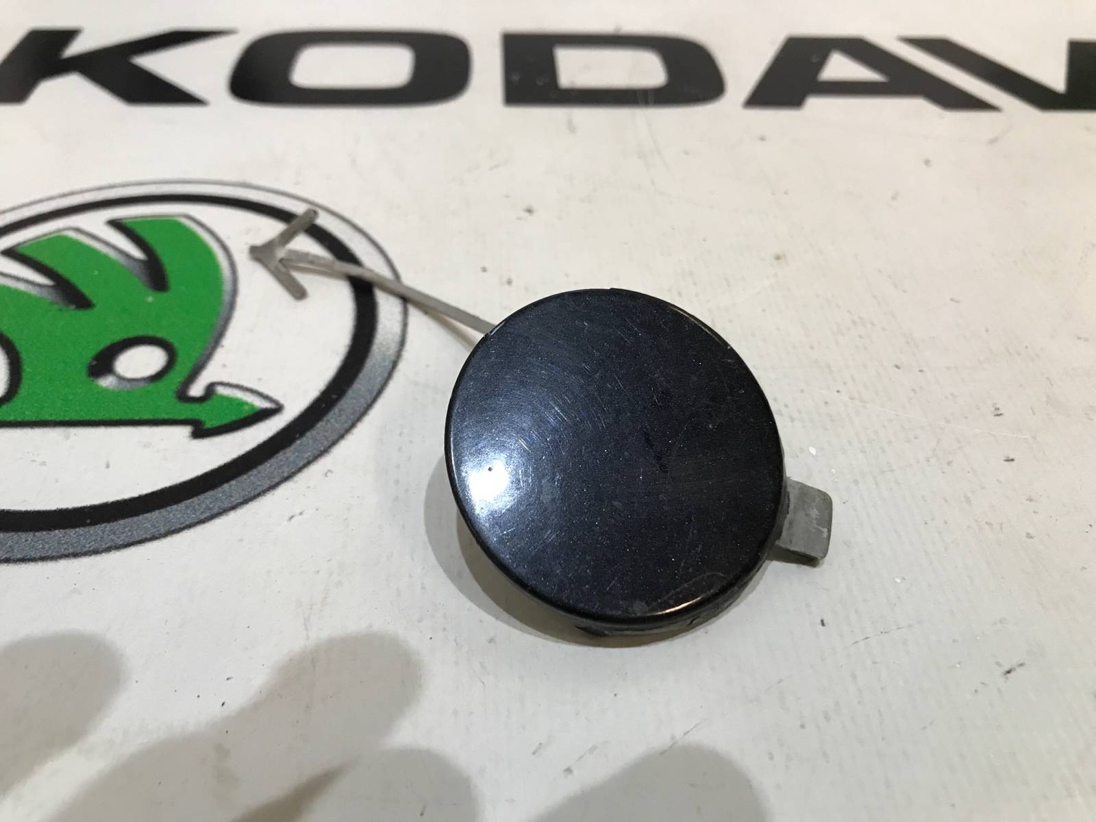 заглушка буксировочного крюка, 500 рублей, Москва