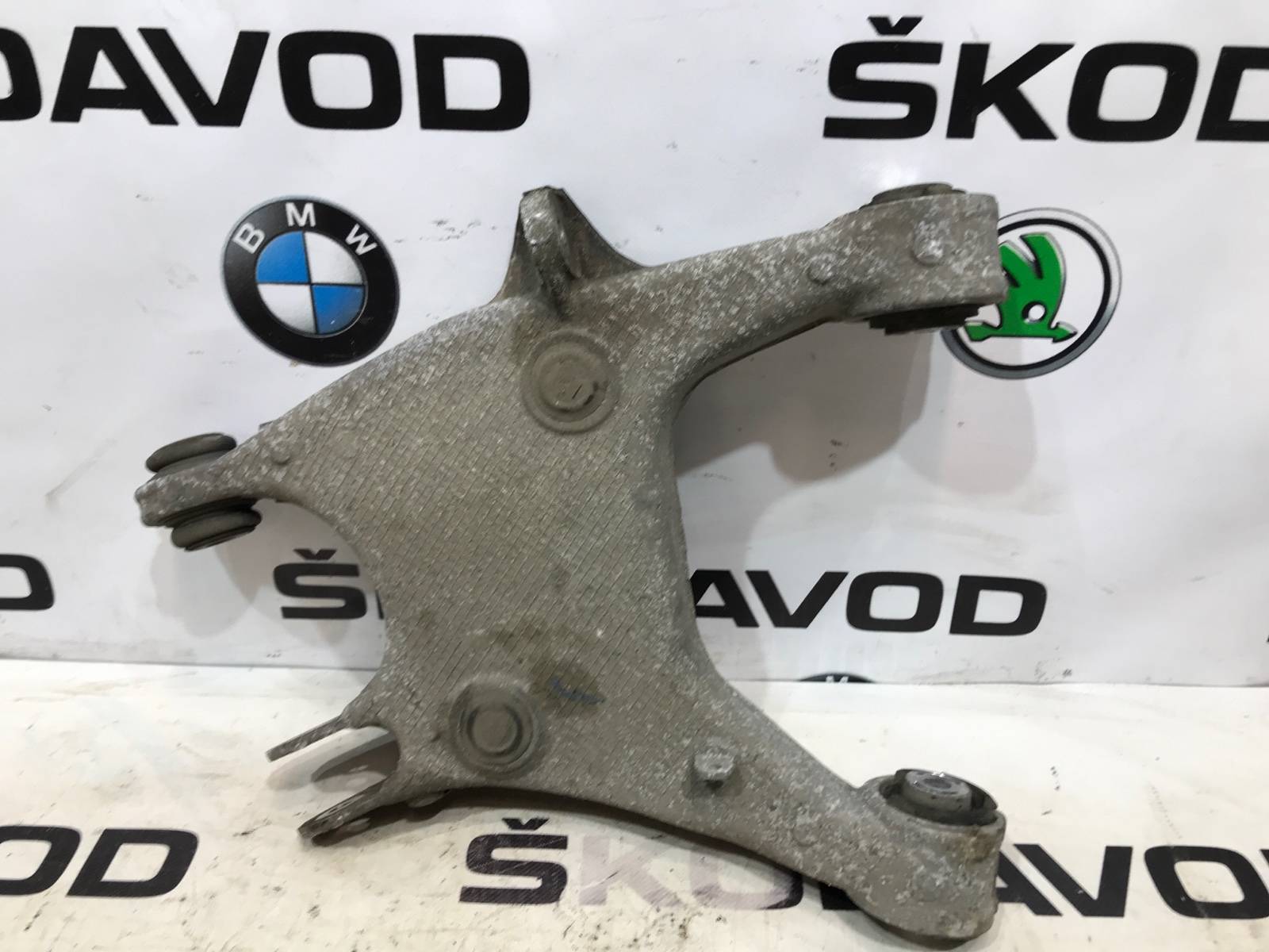 Рычаг нижний, 1500 рублей, Москва