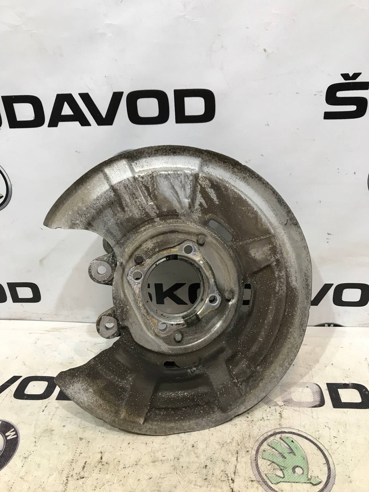 Кулак поворотный, 1000 рублей, Москва