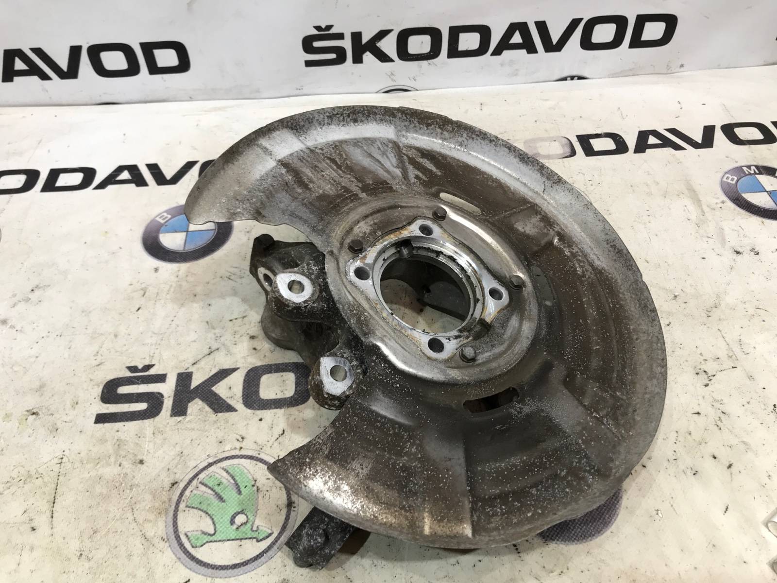 Кулак поворотный, 1000 рублей, Москва