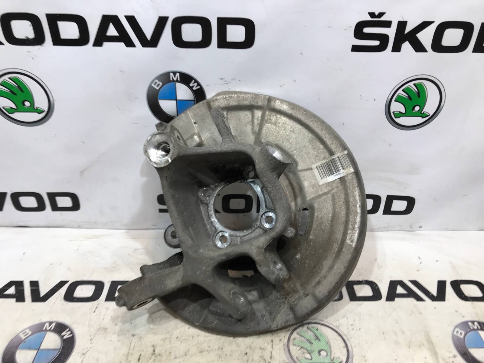 Кулак поворотный, 1000 рублей, Москва