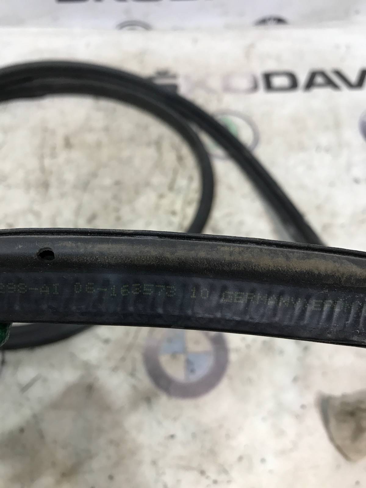 Уплотнитель проема багажника, 1000 рублей, Москва