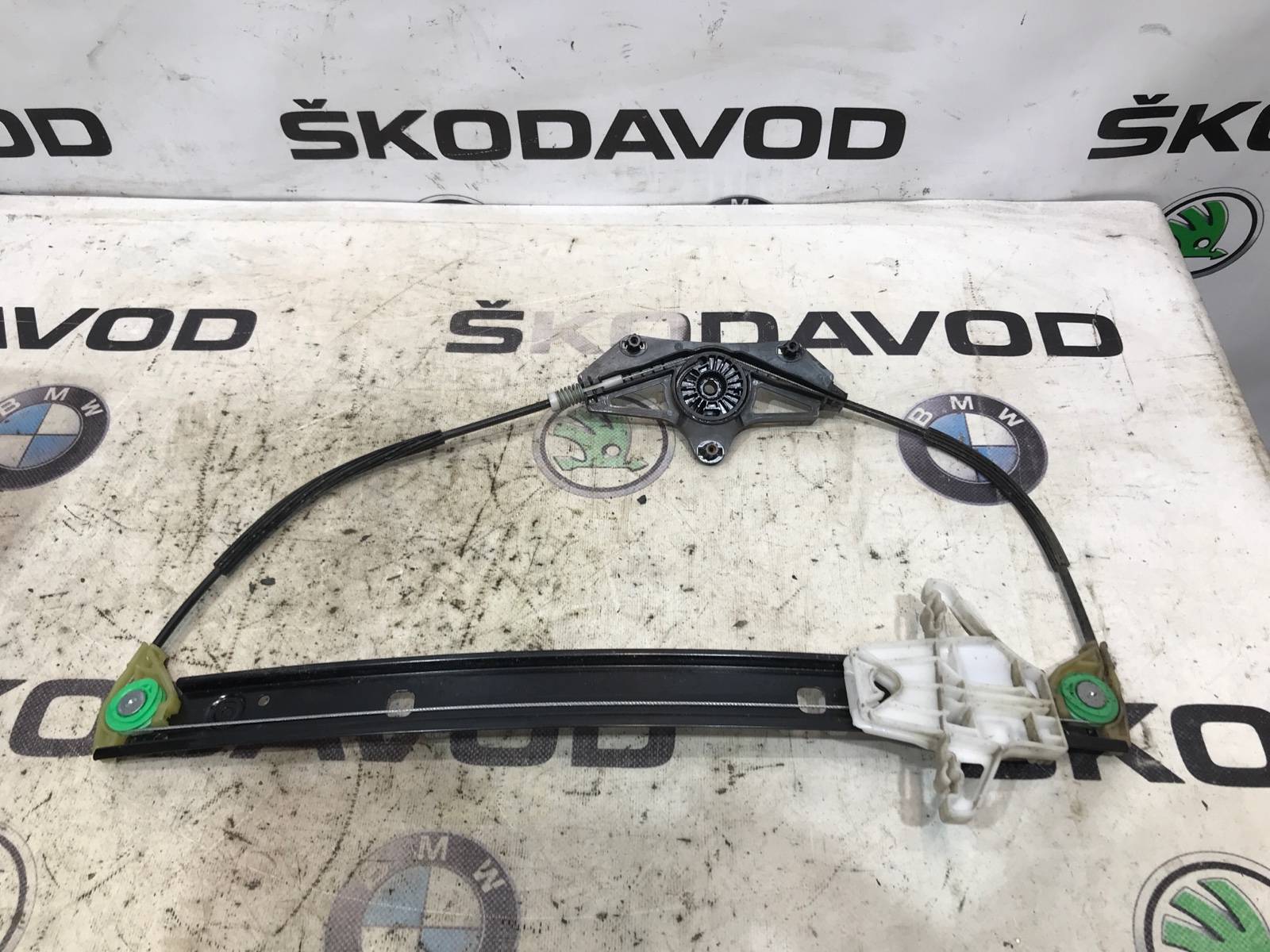 Стеклоподъемник, 500 рублей, Москва