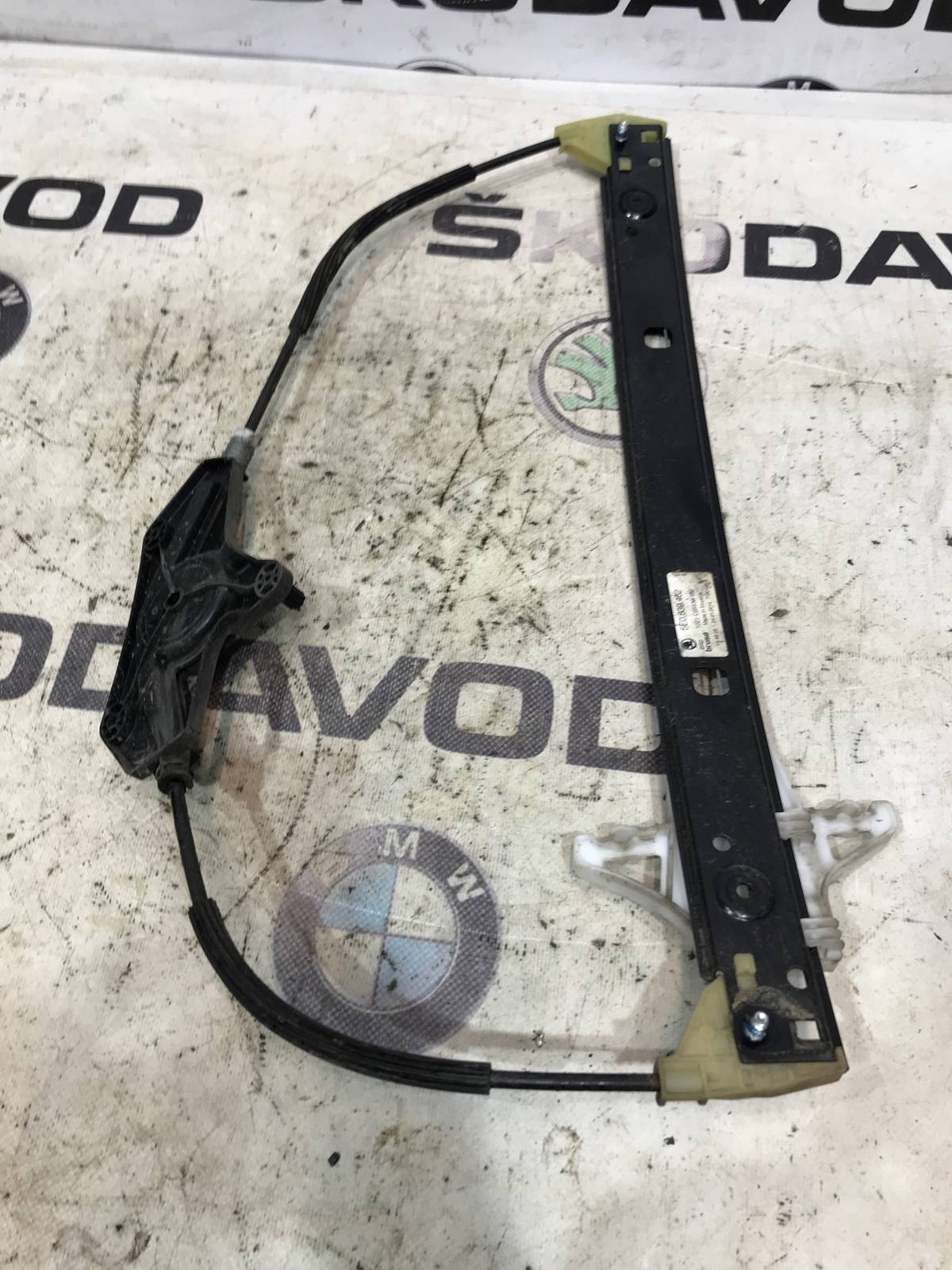 Стеклоподъемник, 500 рублей, Москва