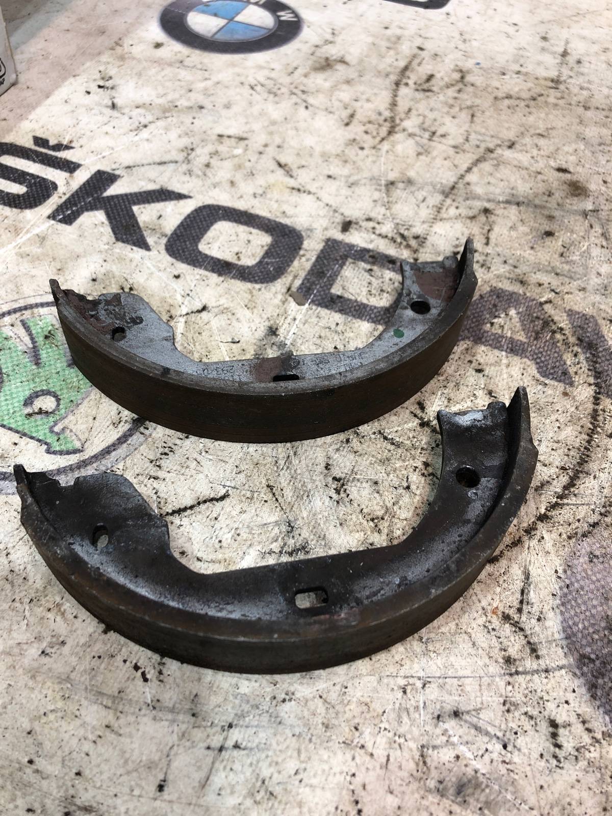 Комплект колодок ручника, 2000 рублей, Москва