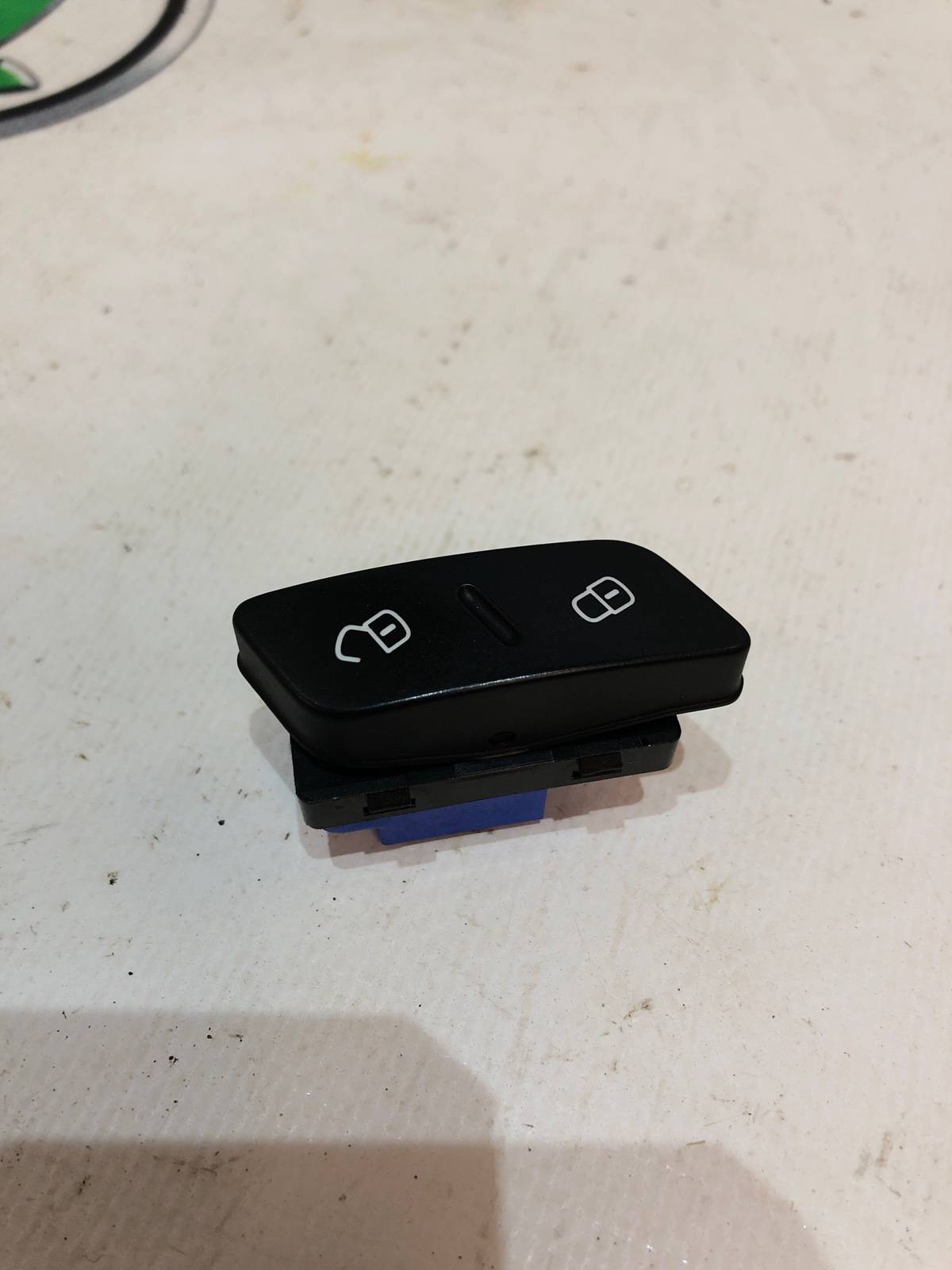 кнопка центрального замка, 700 рублей, Москва