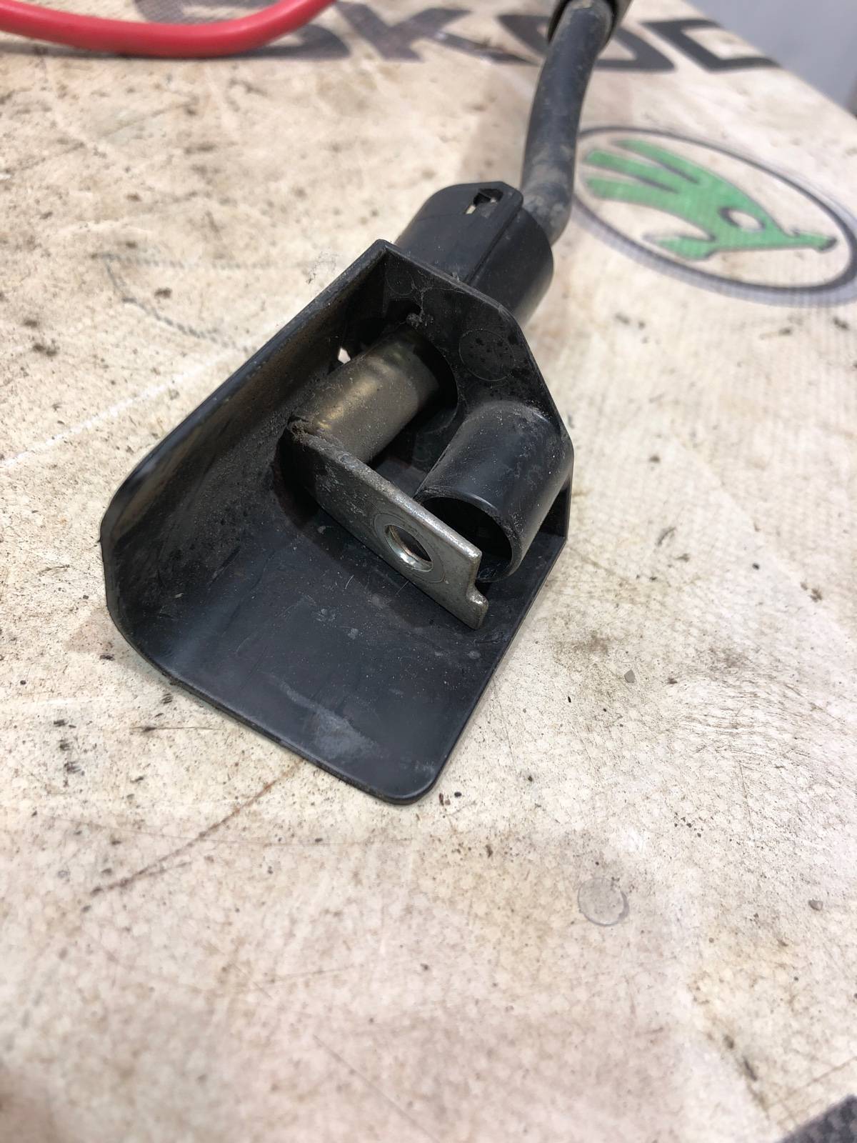 Клемма аккумулятора (АКБ) плюсовая, 500 рублей, Москва