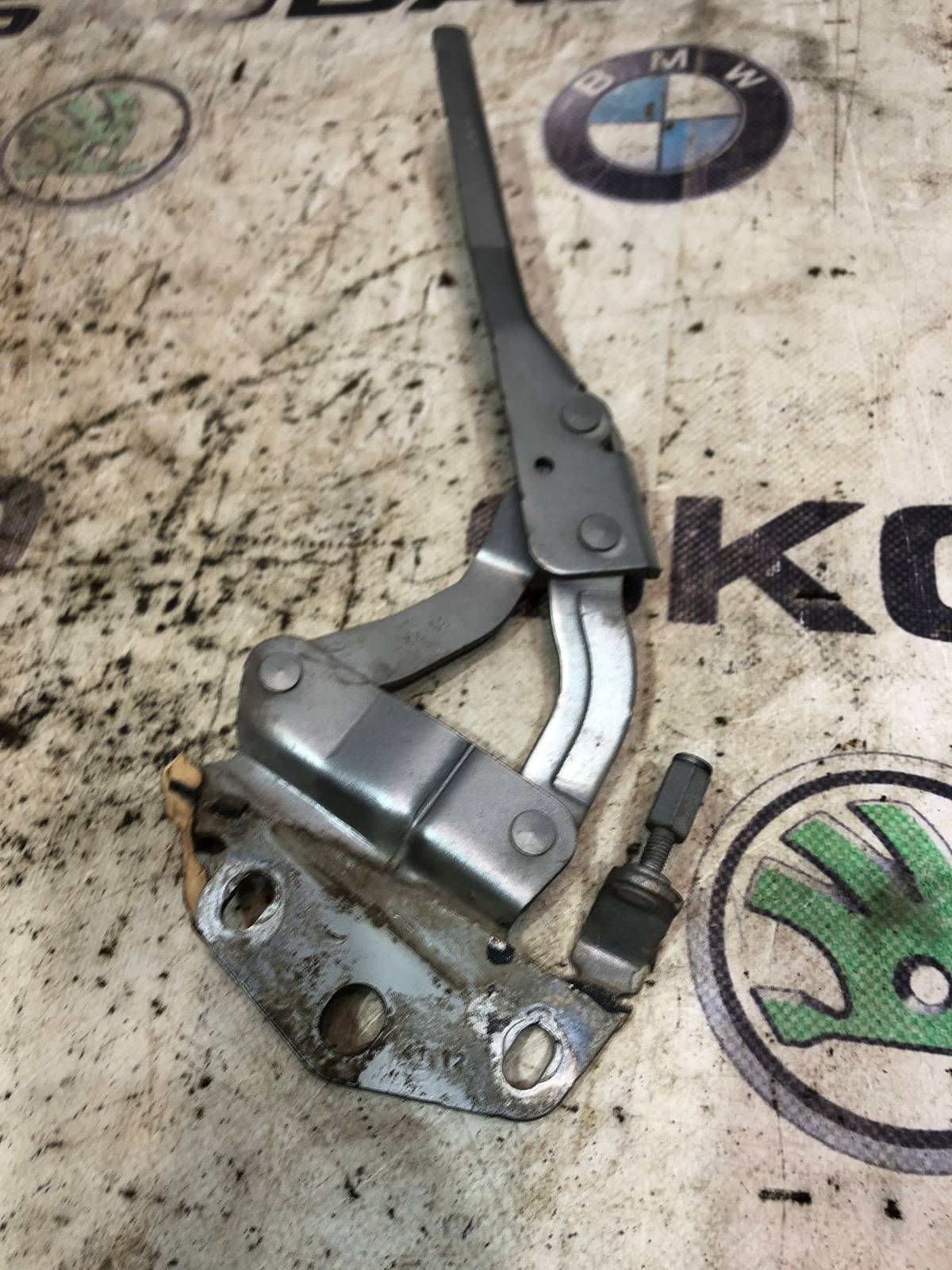 петля капота, 1000 рублей, Москва