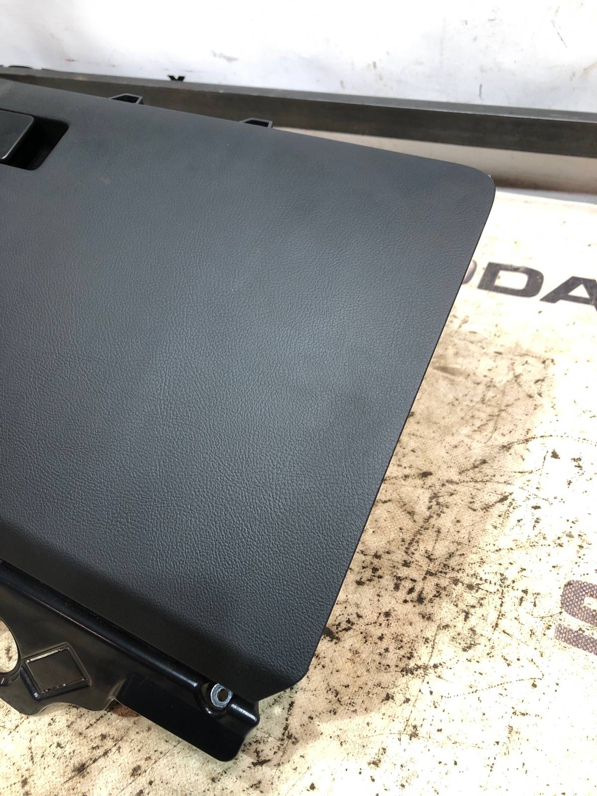 Бардачок основной, 1500 рублей, Москва