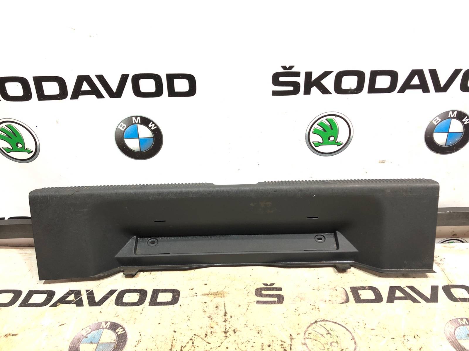 Накладка замка багажника, 1000 рублей, Москва