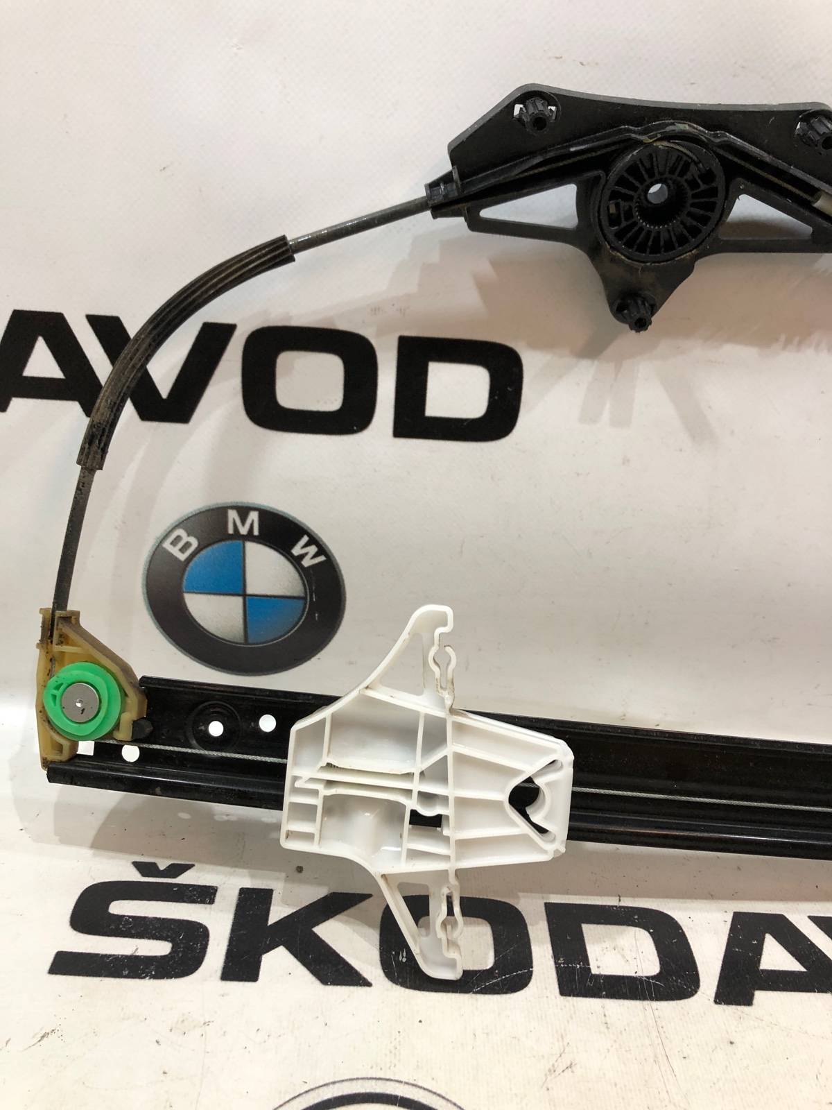 Стеклоподъемник, 500 рублей, Москва