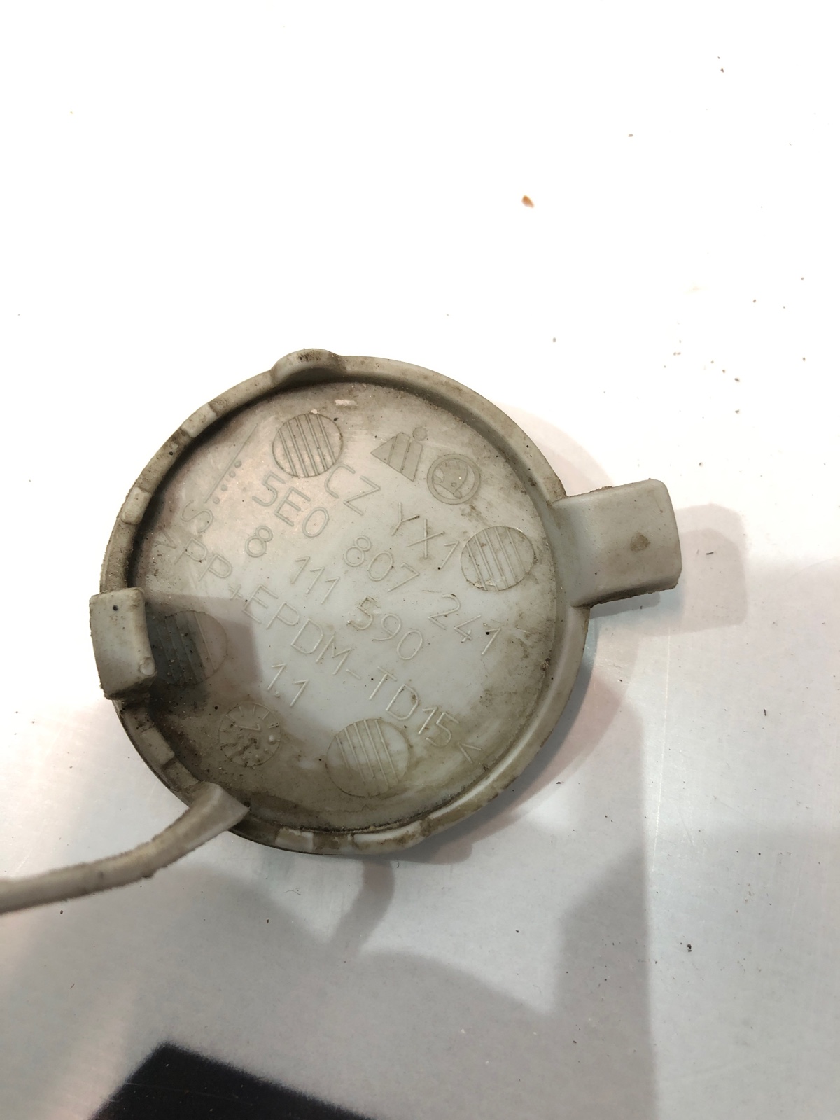 заглушка буксировочного крюка, 1000 рублей, Москва