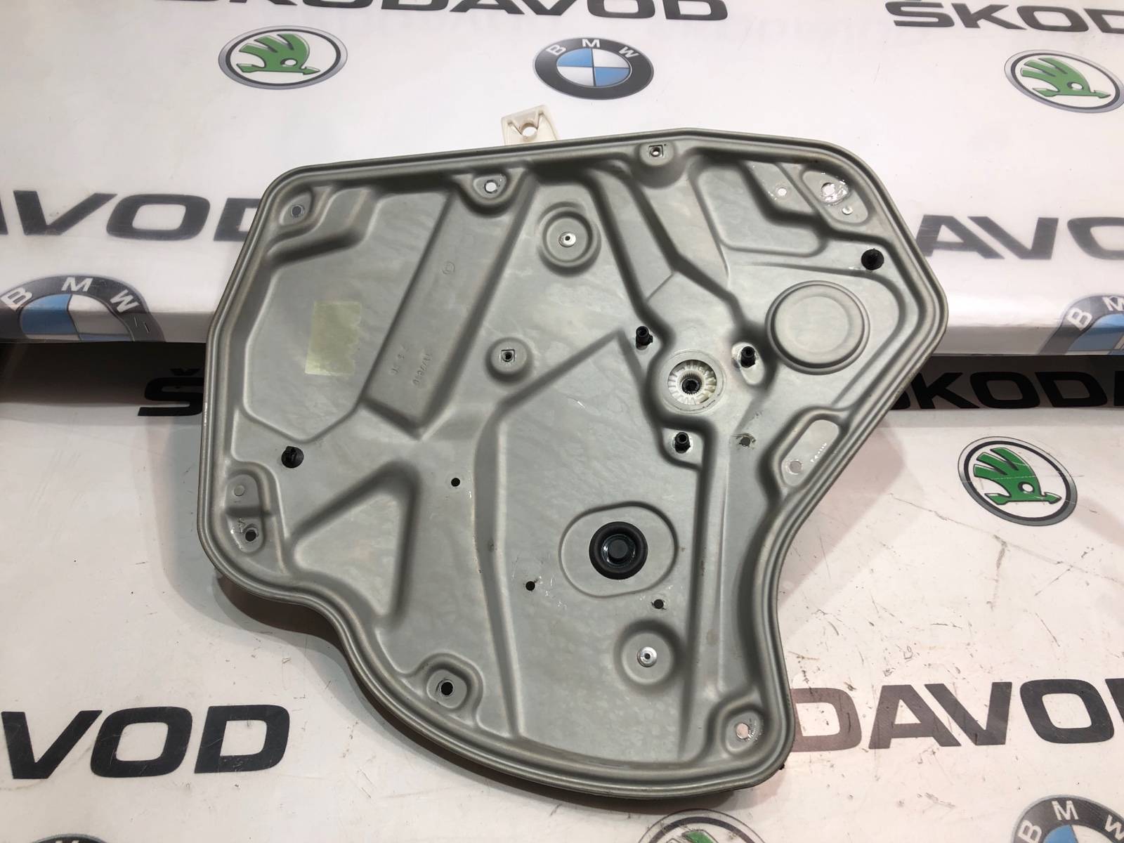 Щит стеклоподъёмника, 1000 рублей, Москва