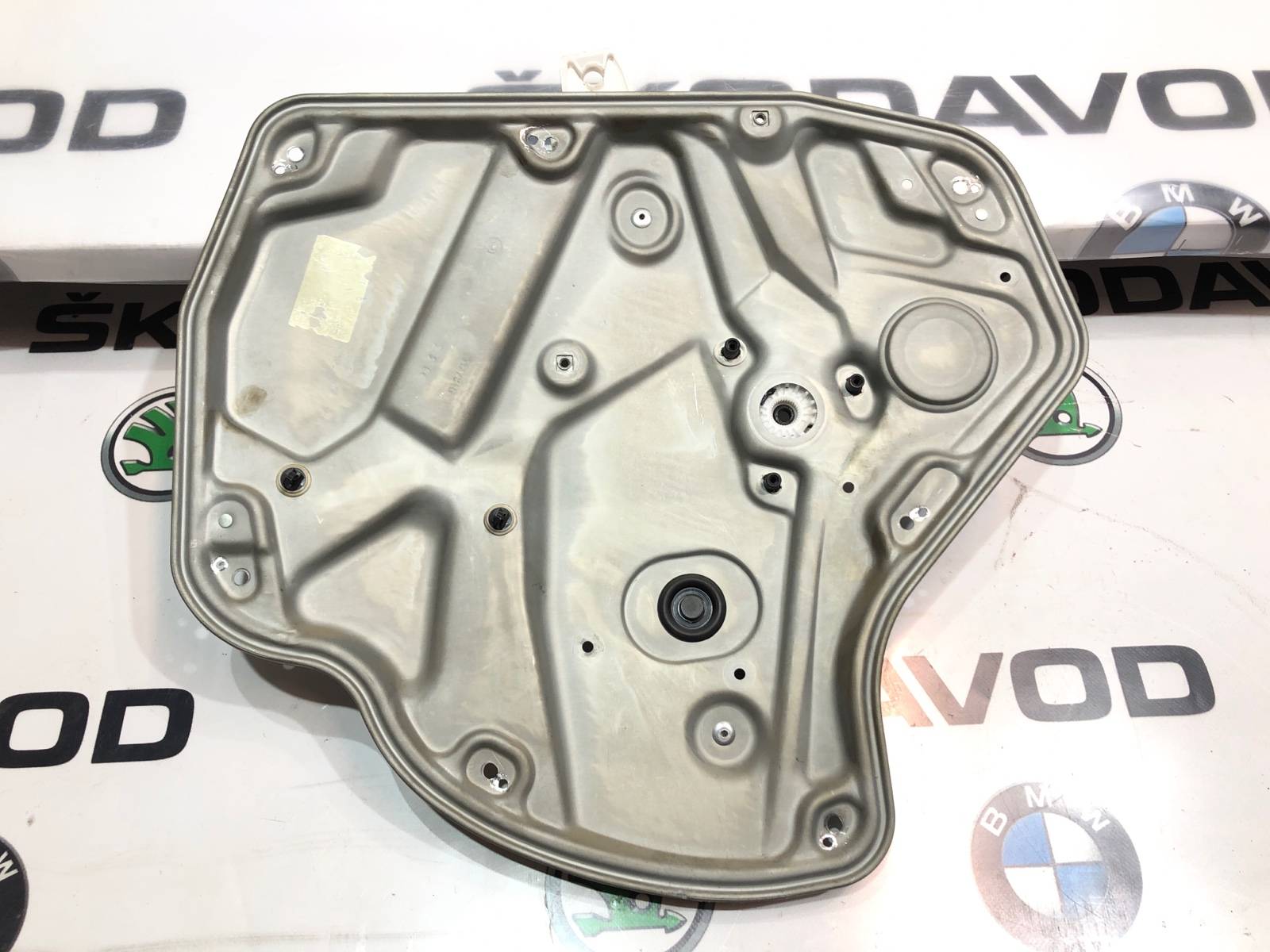 Щит стеклоподъёмника, 1000 рублей, Москва