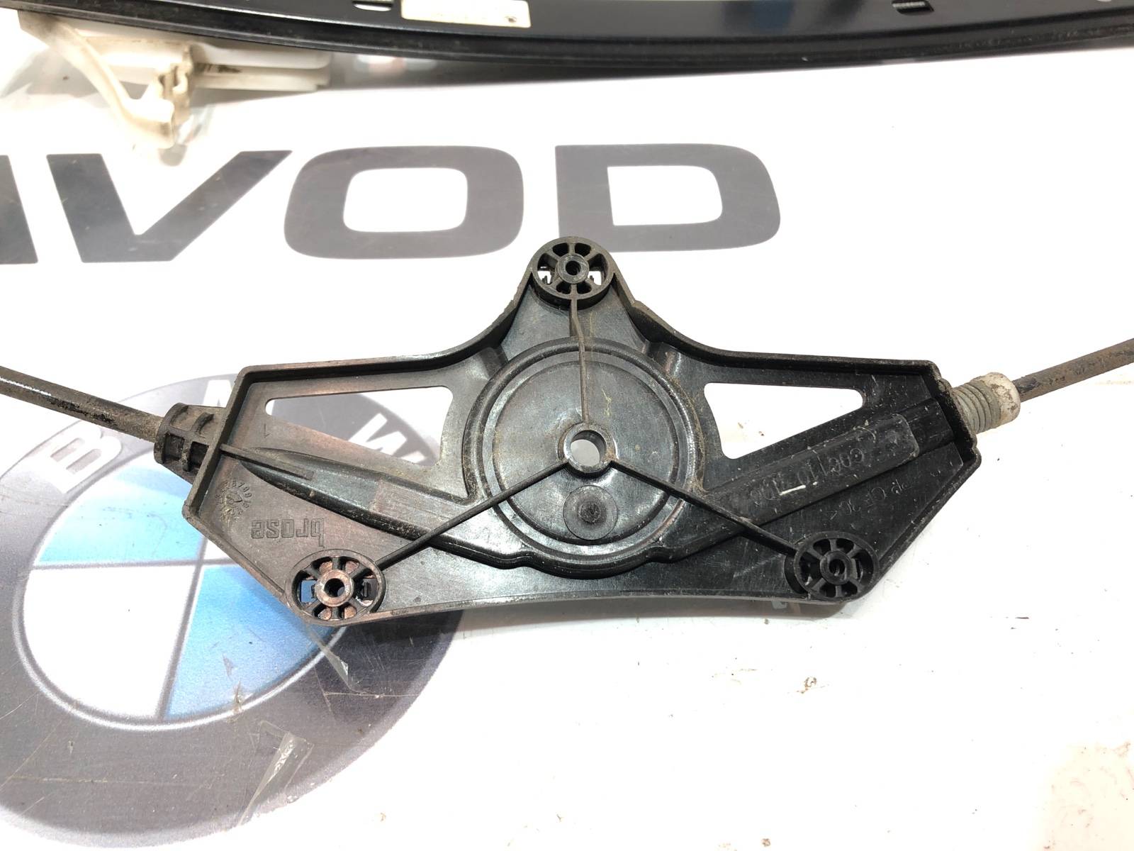 Стеклоподъемник, 500 рублей, Москва