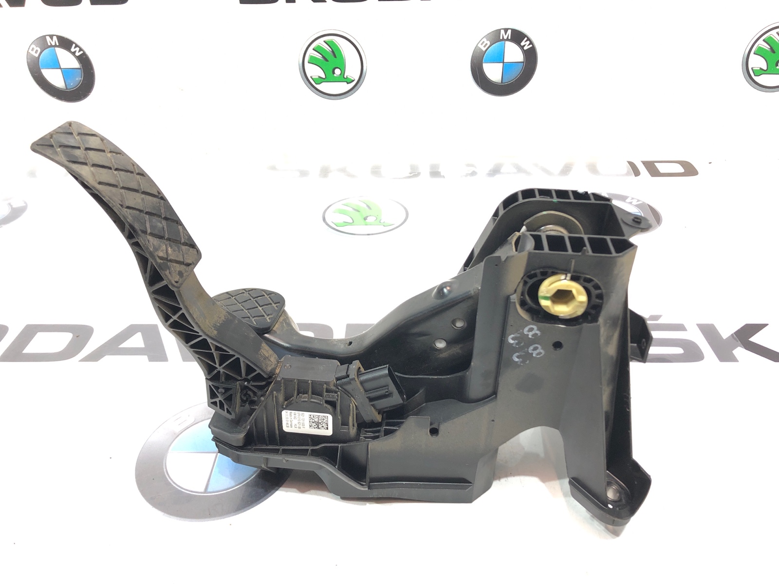 Педаль газа и тормоза, 1500 рублей, Москва