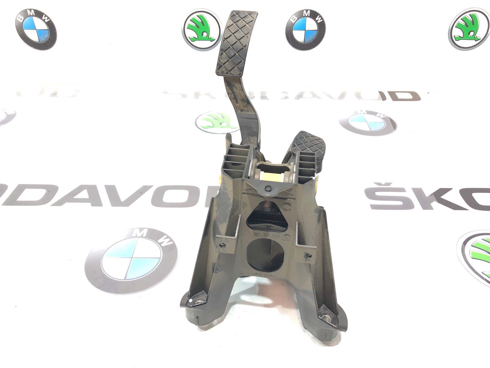 Педаль газа и тормоза, 1500 рублей, Москва