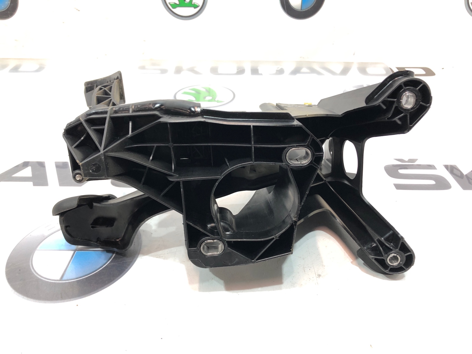 Педаль газа и тормоза, 1500 рублей, Москва