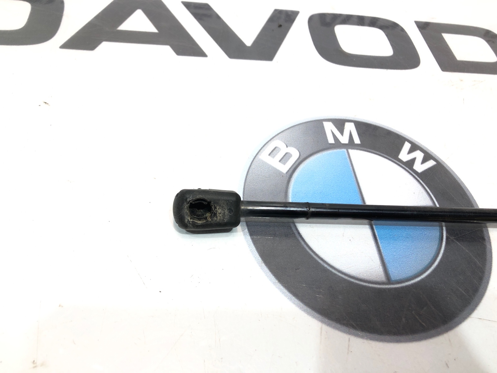 Амортизатор крышки багажника, 500 рублей, Москва