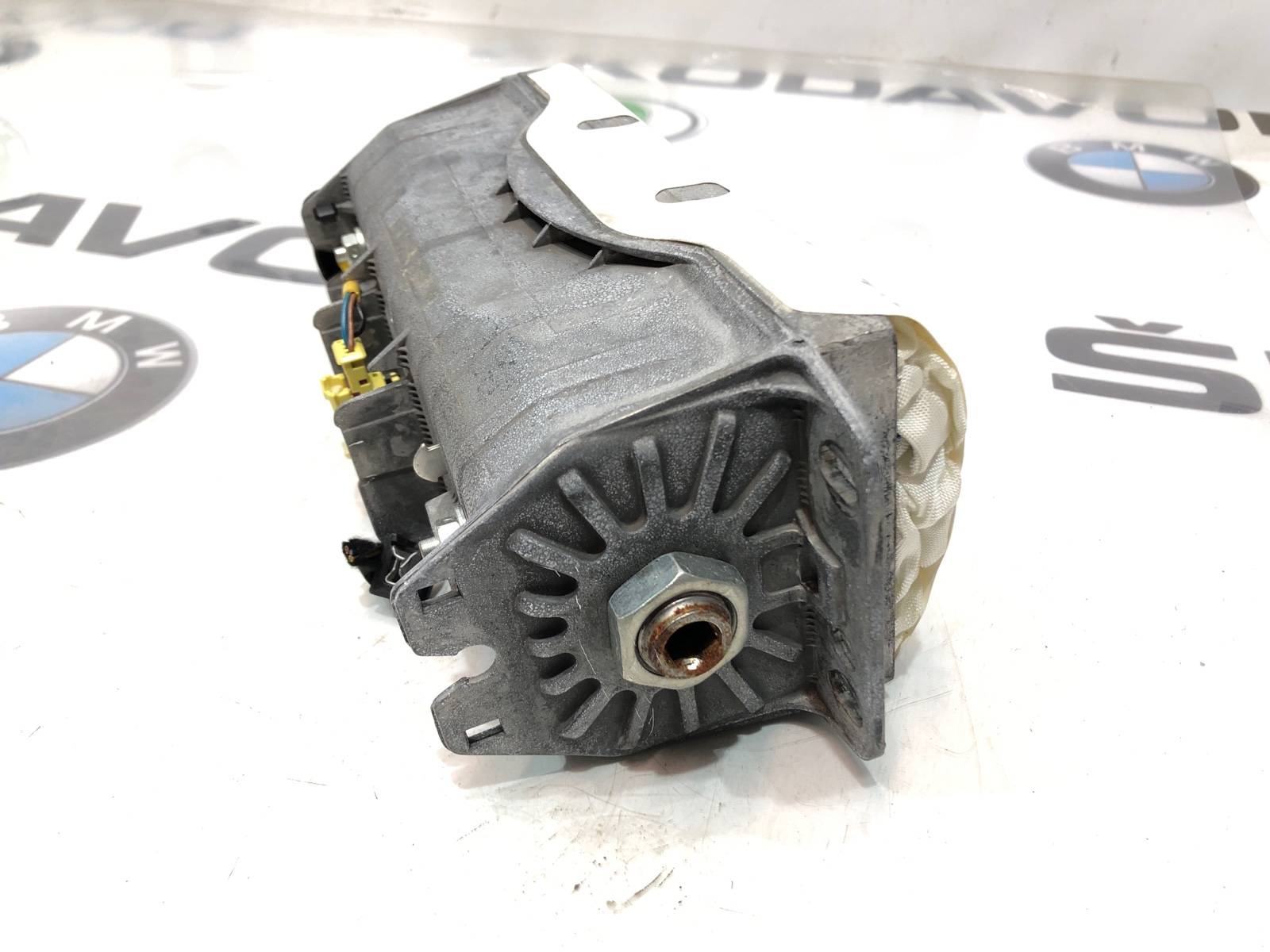 Подушка безопасности пассажира, 3500 рублей, Москва