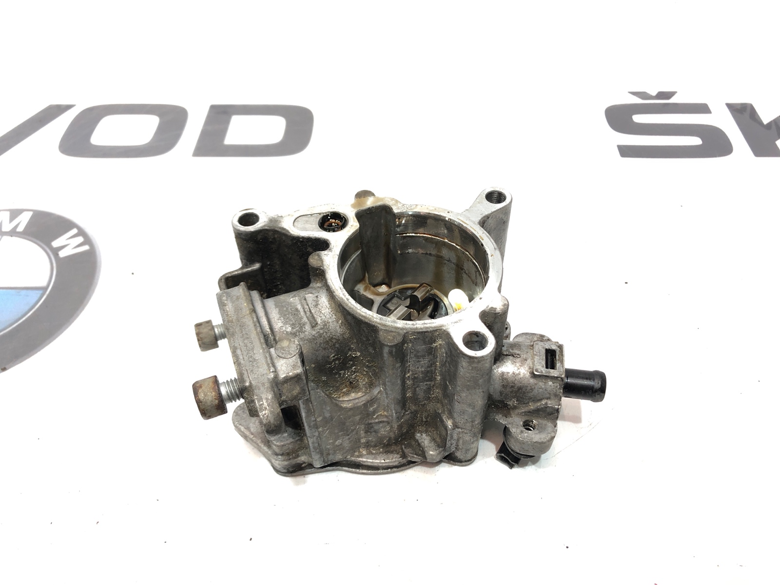 Насос вакуумный, 2000 рублей, Москва