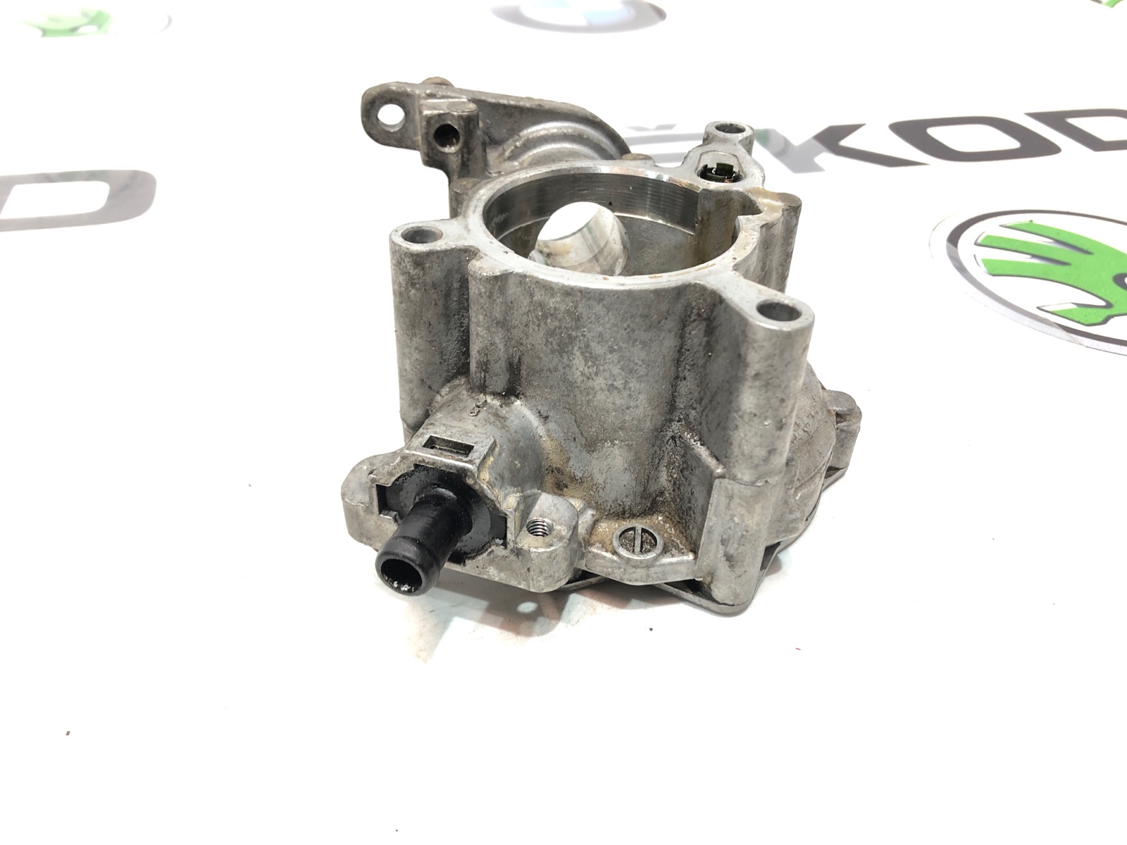 Насос вакуумный, 2000 рублей, Москва