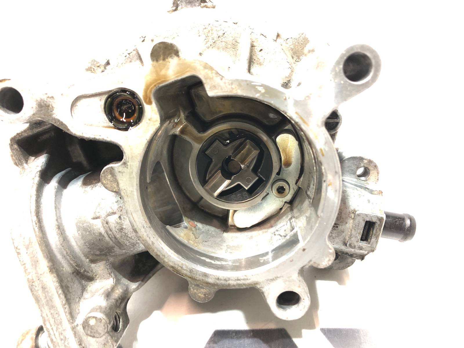 Насос вакуумный, 2000 рублей, Москва