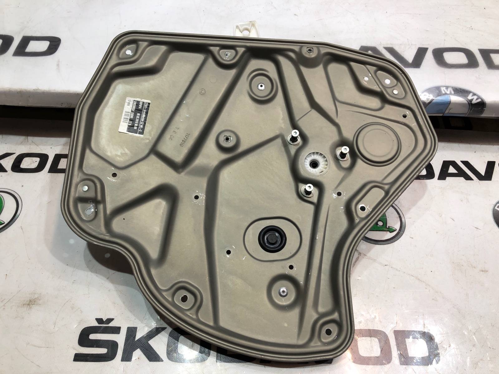 Щит стеклоподъёмника, 1000 рублей, Москва