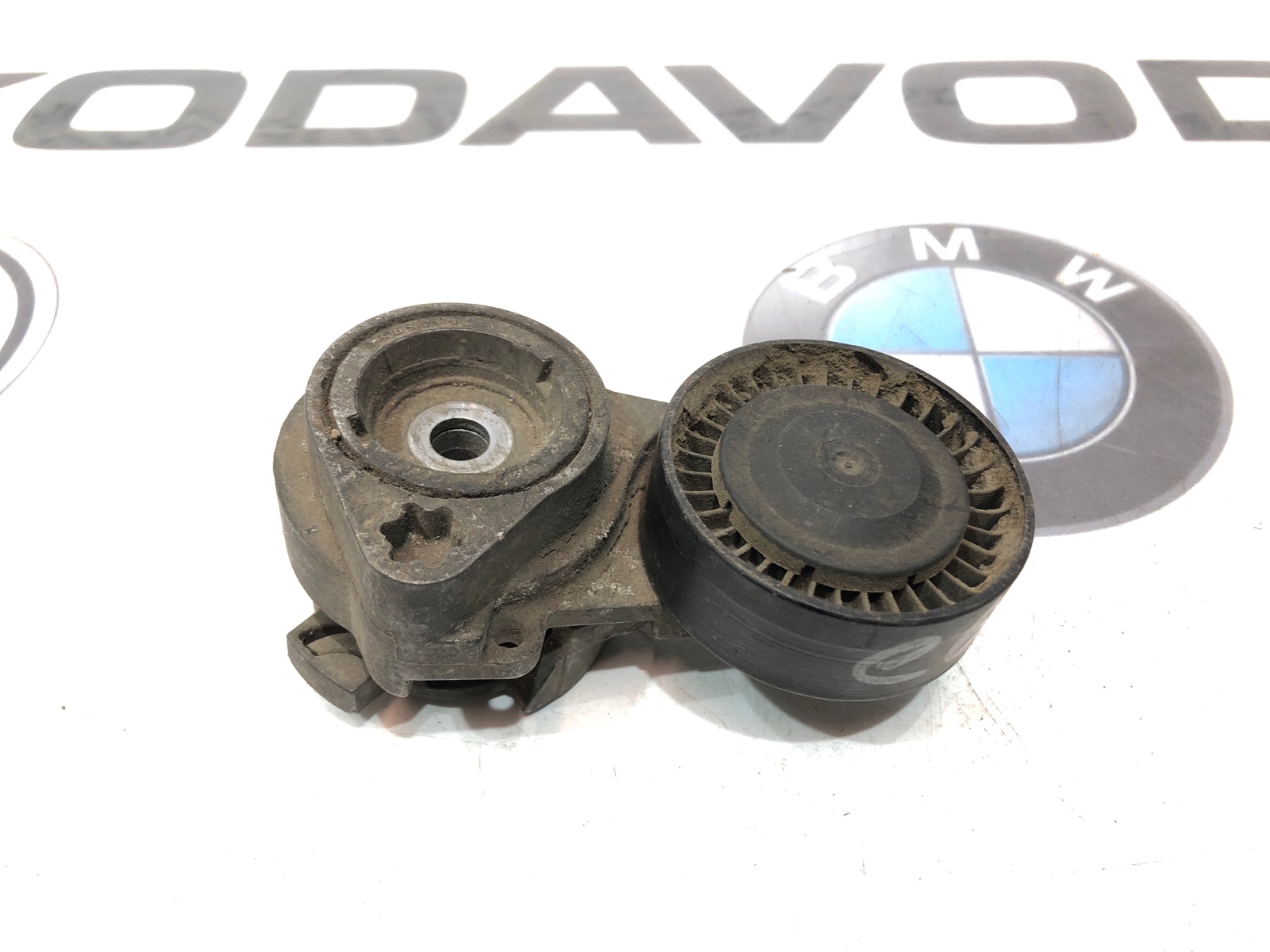 Ролик натяжной ремня генератора, 1000 рублей, Москва