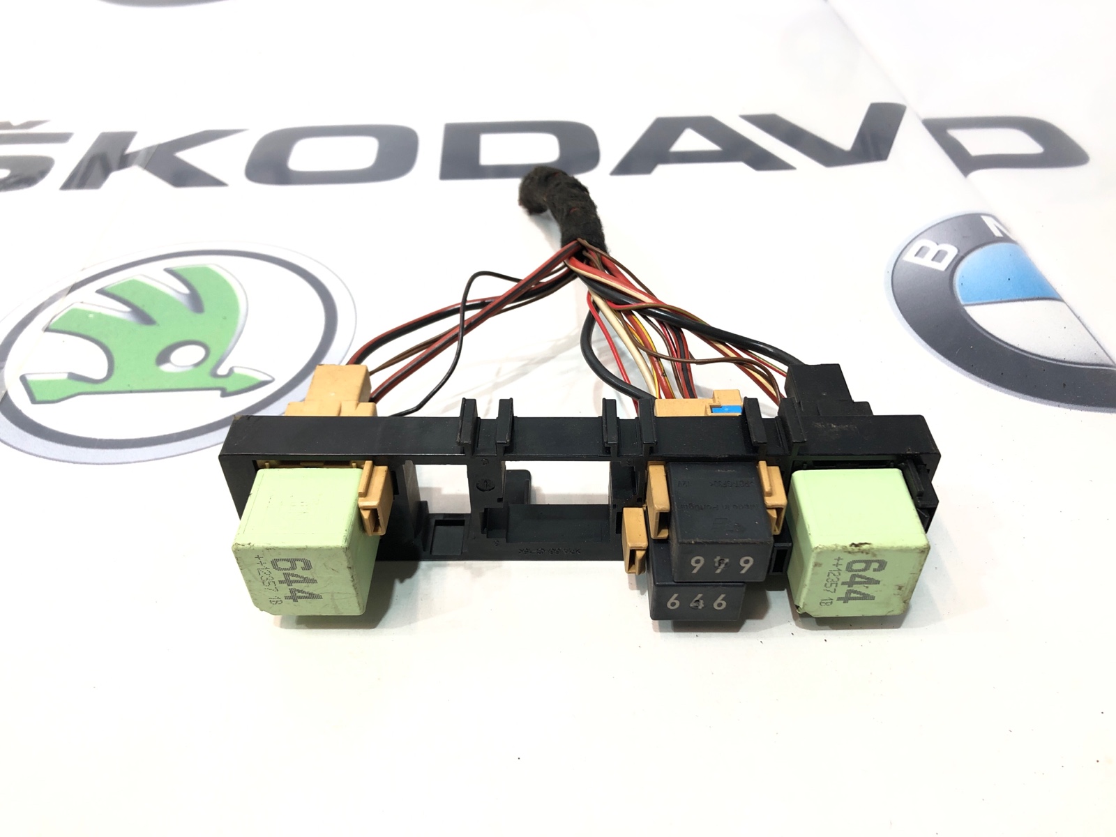 Блок реле, 1000 рублей, Москва