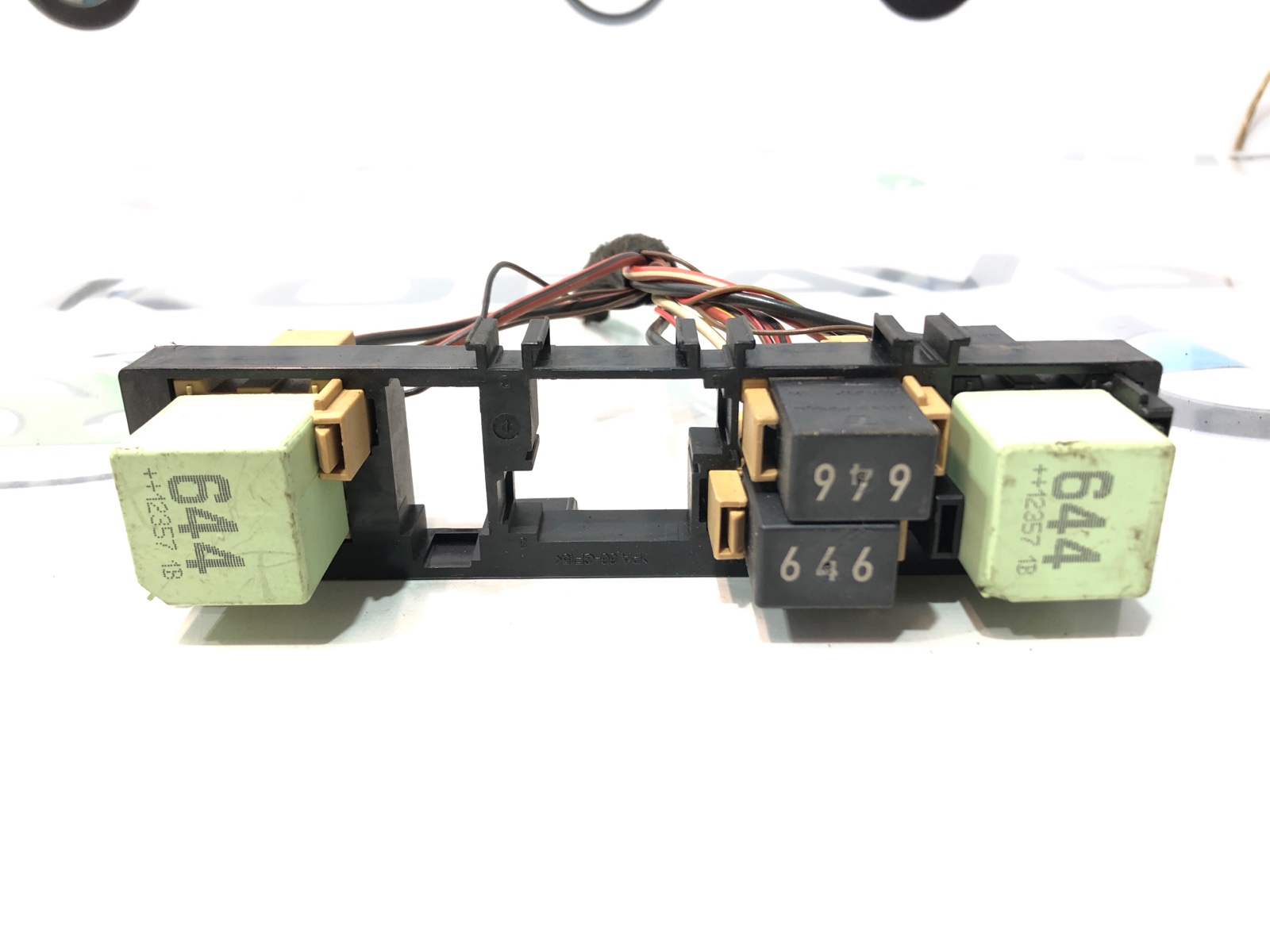 Блок реле, 1000 рублей, Москва