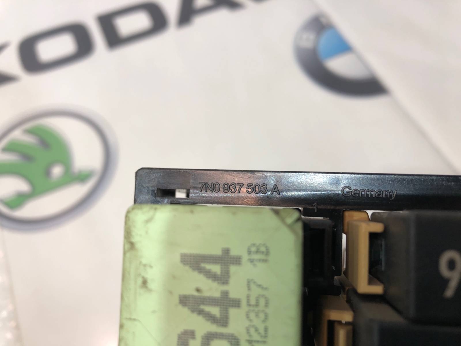 Блок реле, 1000 рублей, Москва