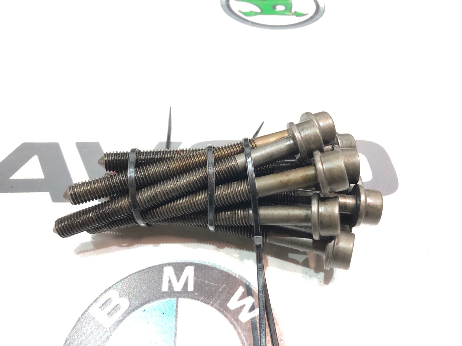 Болты ГБЦ, 2000 рублей, Москва