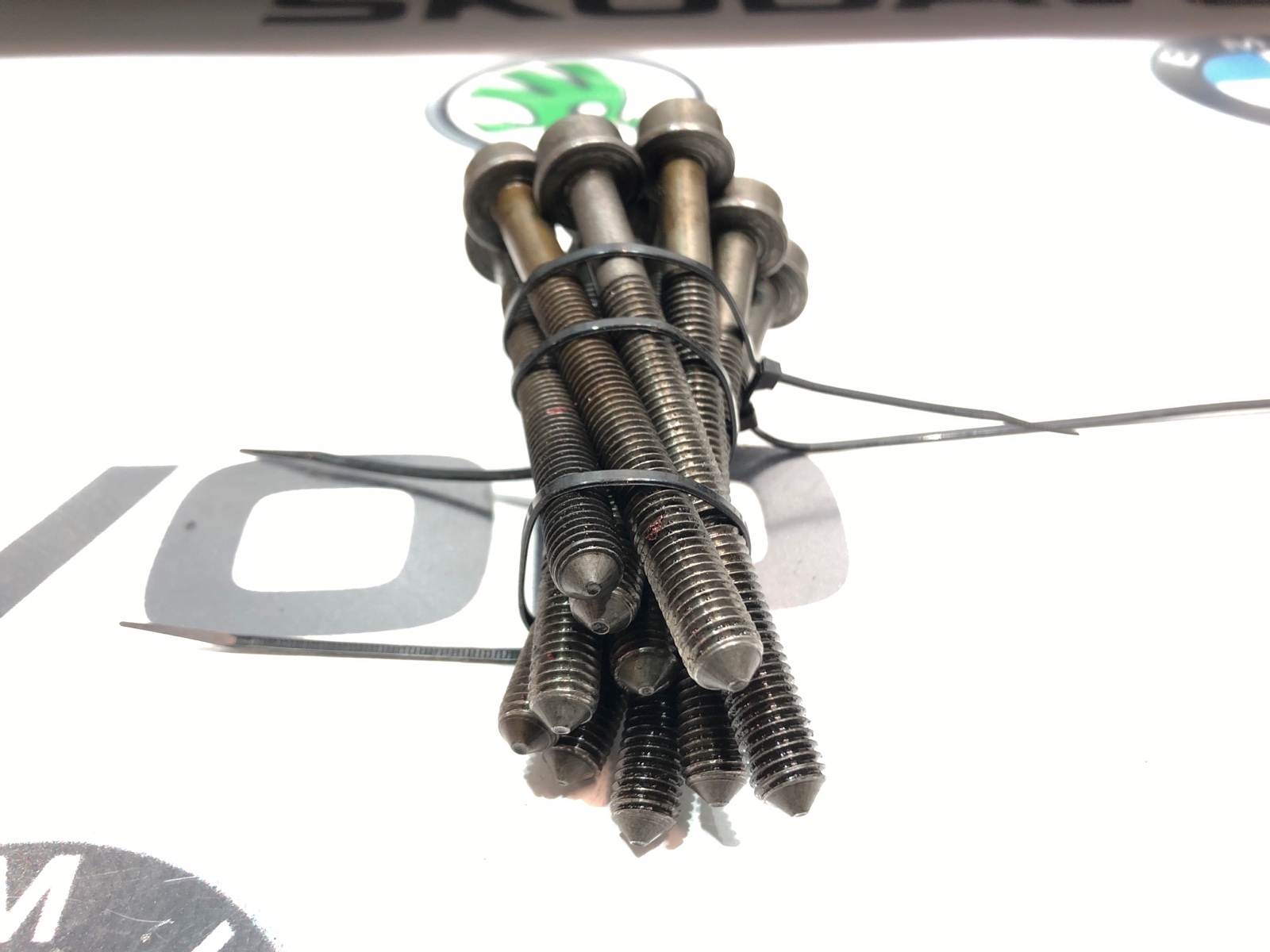 Болты ГБЦ, 2000 рублей, Москва