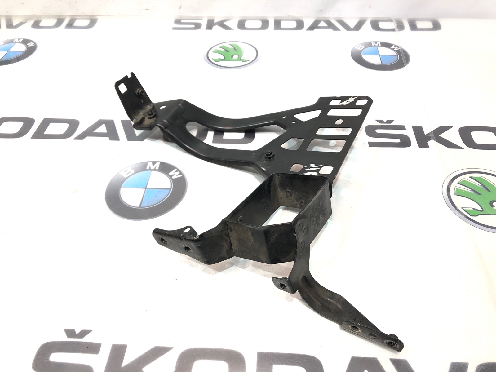 Кронштейн фары, 1500 рублей, Москва