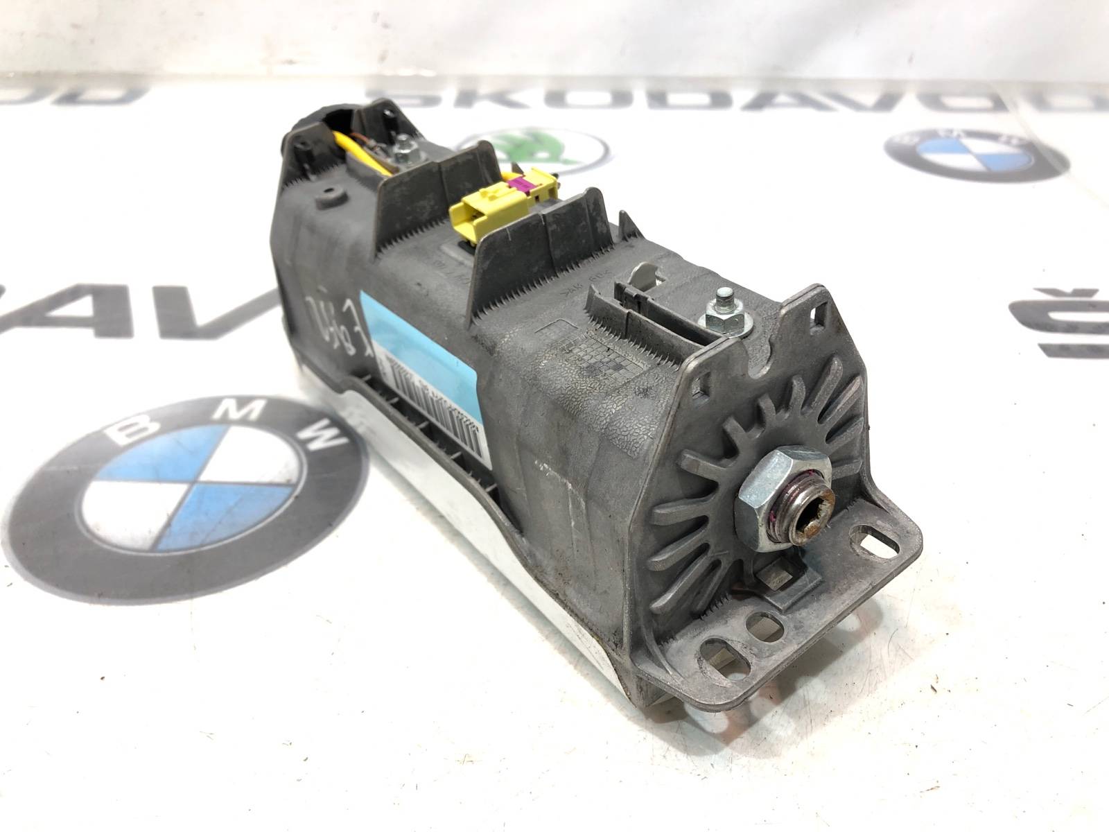 Подушка безопасности пассажира, 3500 рублей, Москва