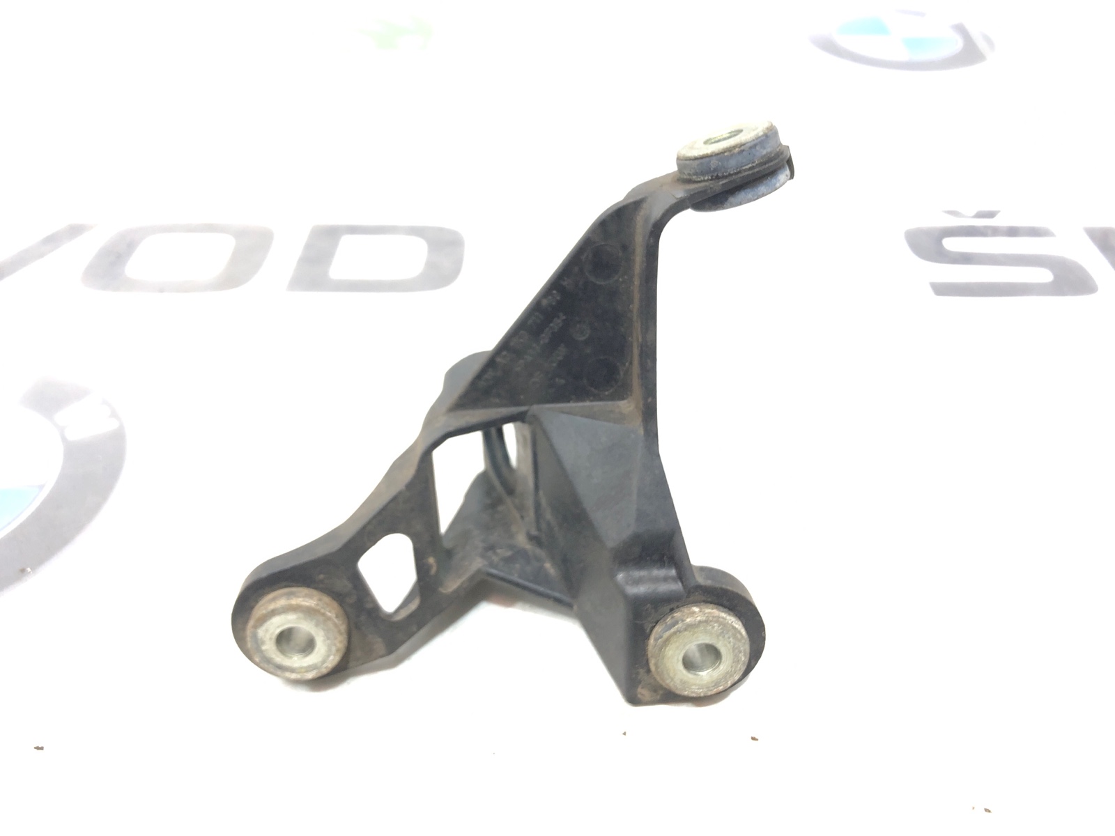 Кронштейн крепления троса КПП, 2000 рублей, Москва