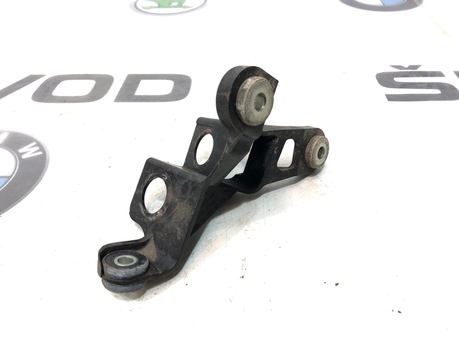 Кронштейн крепления троса КПП, 2000 рублей, Москва