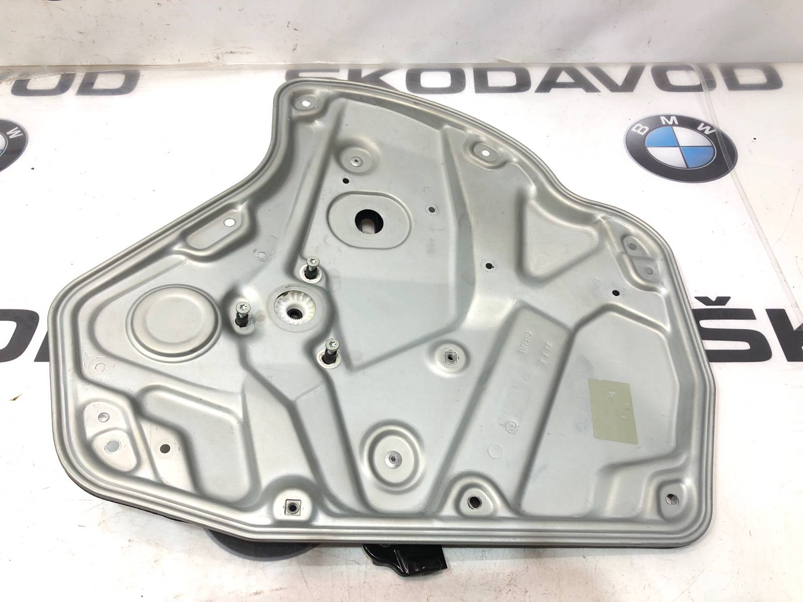 Щит стеклоподъёмника, 1000 рублей, Москва