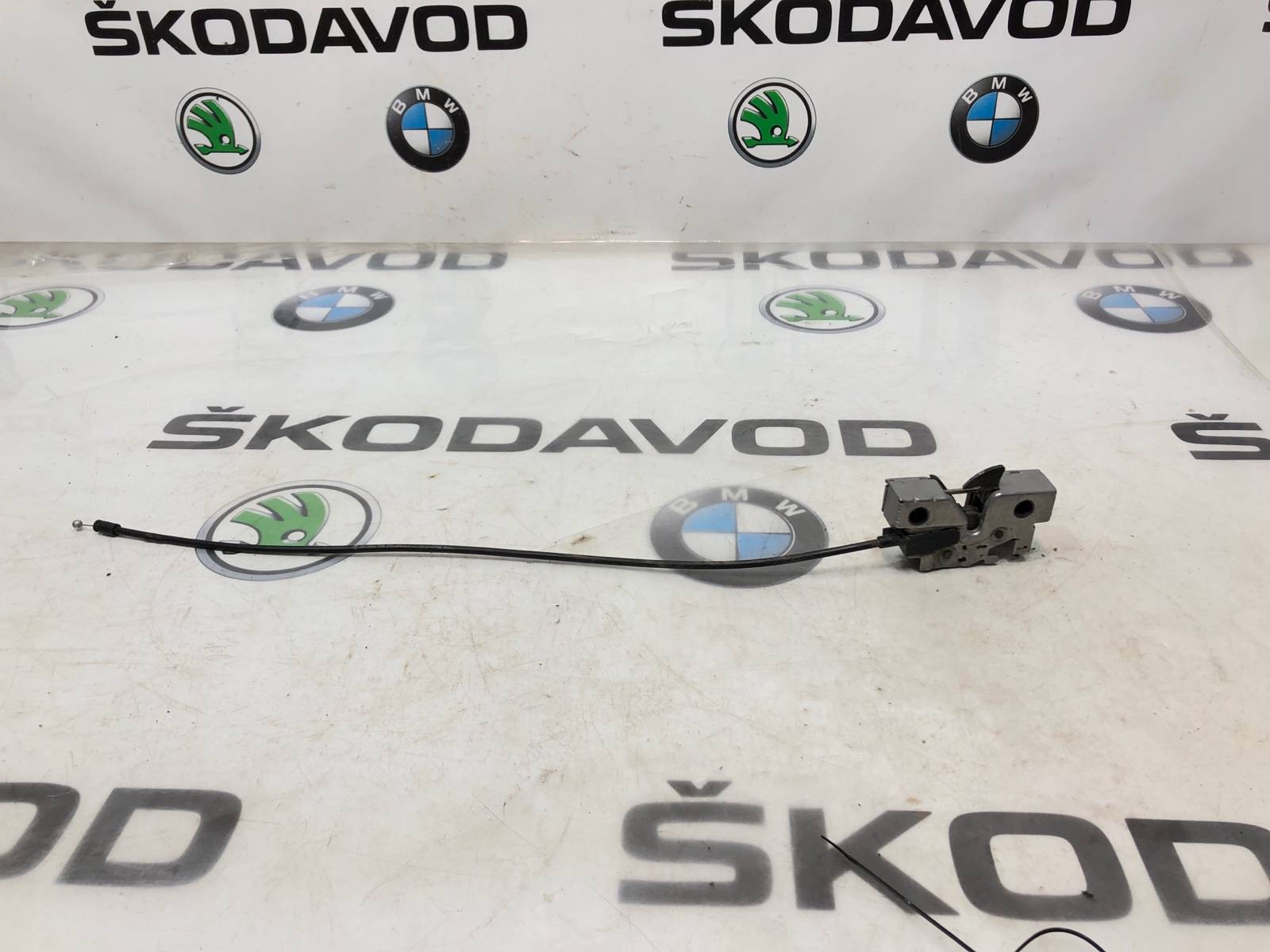 замок капота, 1000 рублей, Москва