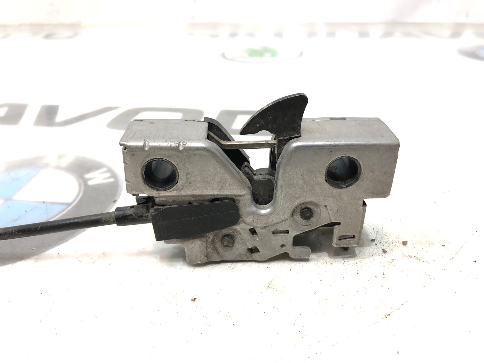 замок капота, 1000 рублей, Москва