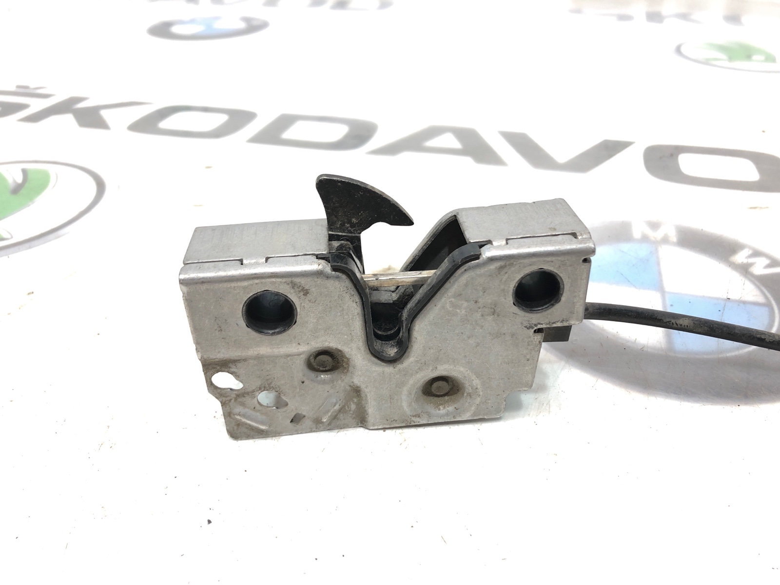 замок капота, 1000 рублей, Москва