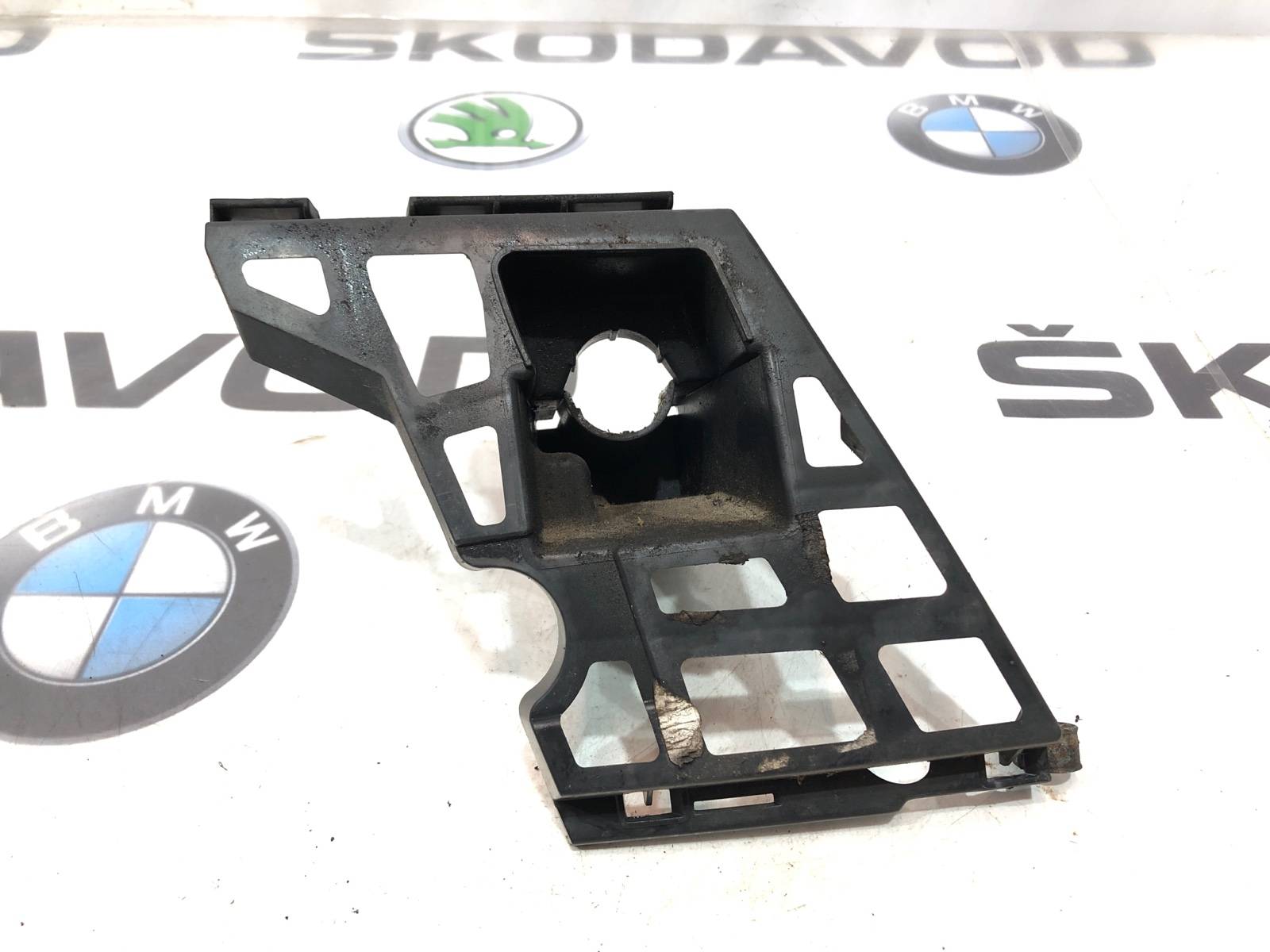 Кронштейн форсунки фароомывателя, 1000 рублей, Москва