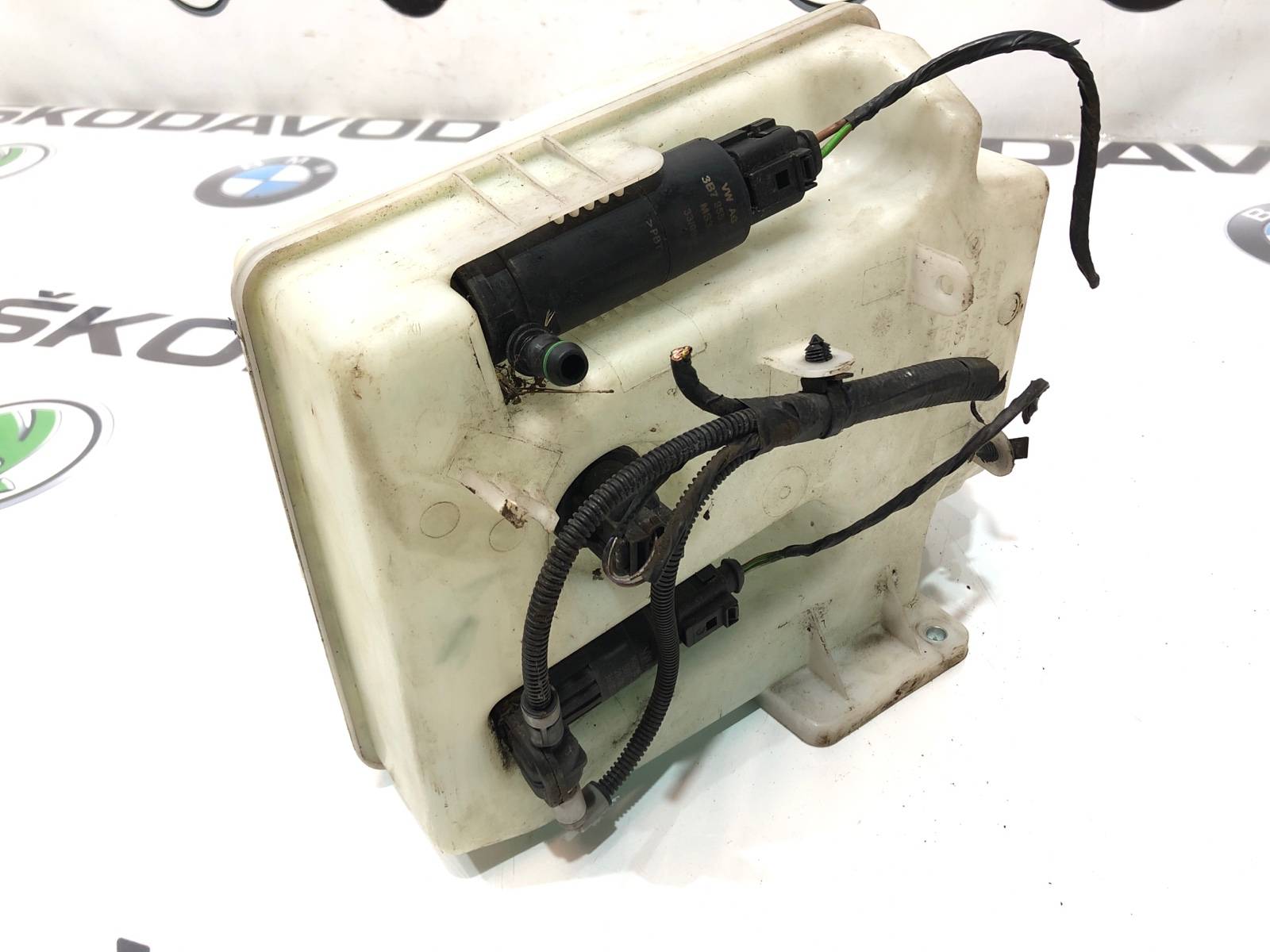 бачок омывателя, 2000 рублей, Москва