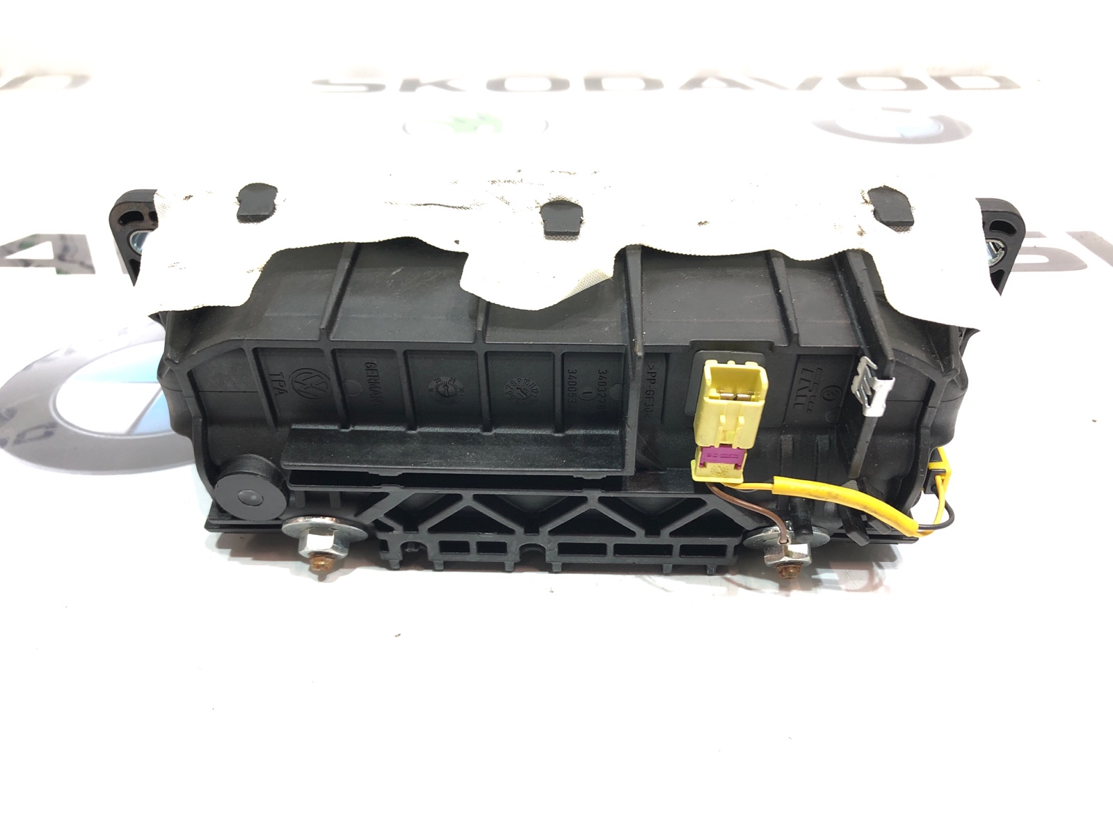 Подушка безопасности пассажира, 4000 рублей, Москва