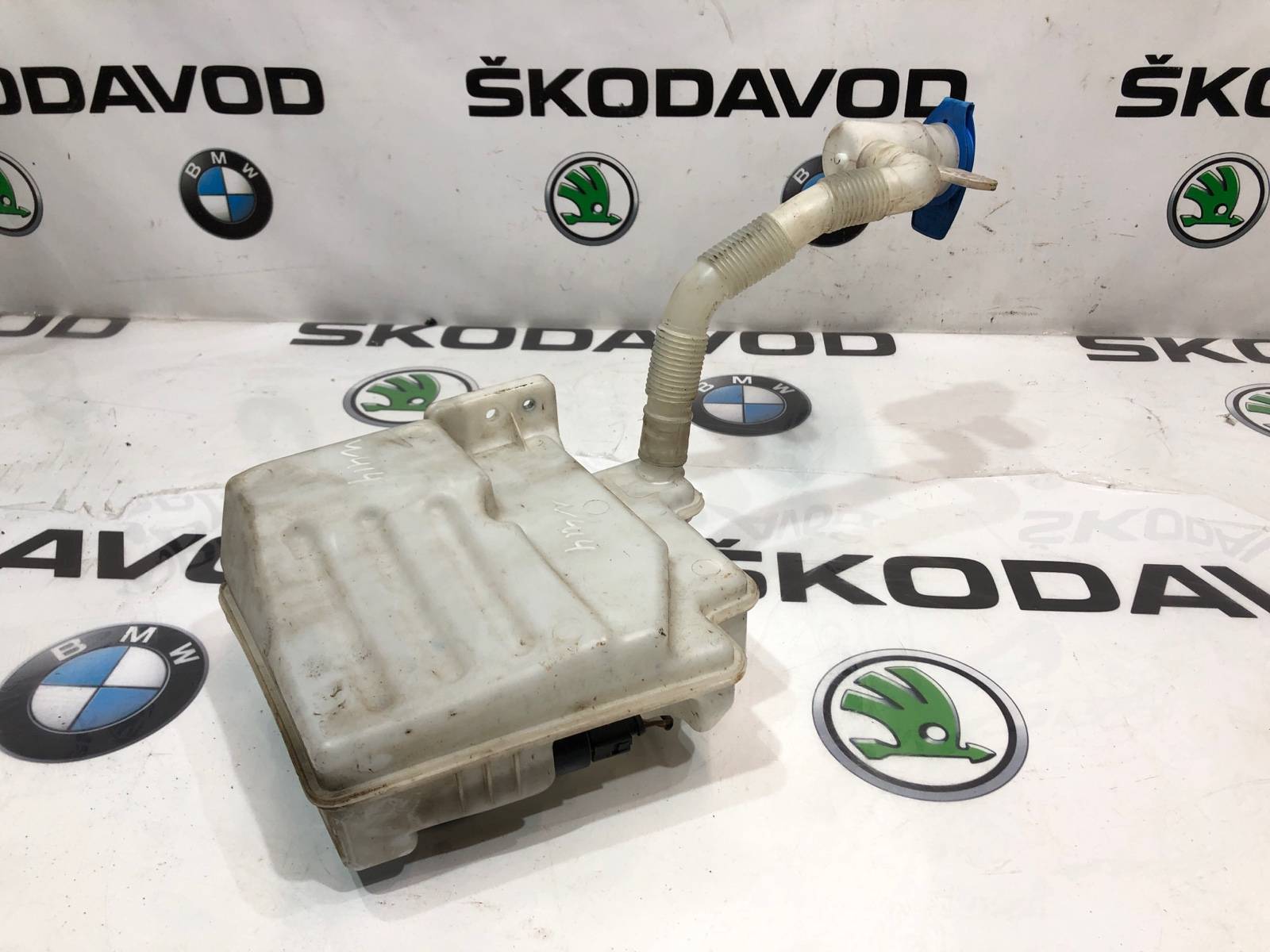 бачок омывателя, 2500 рублей, Москва