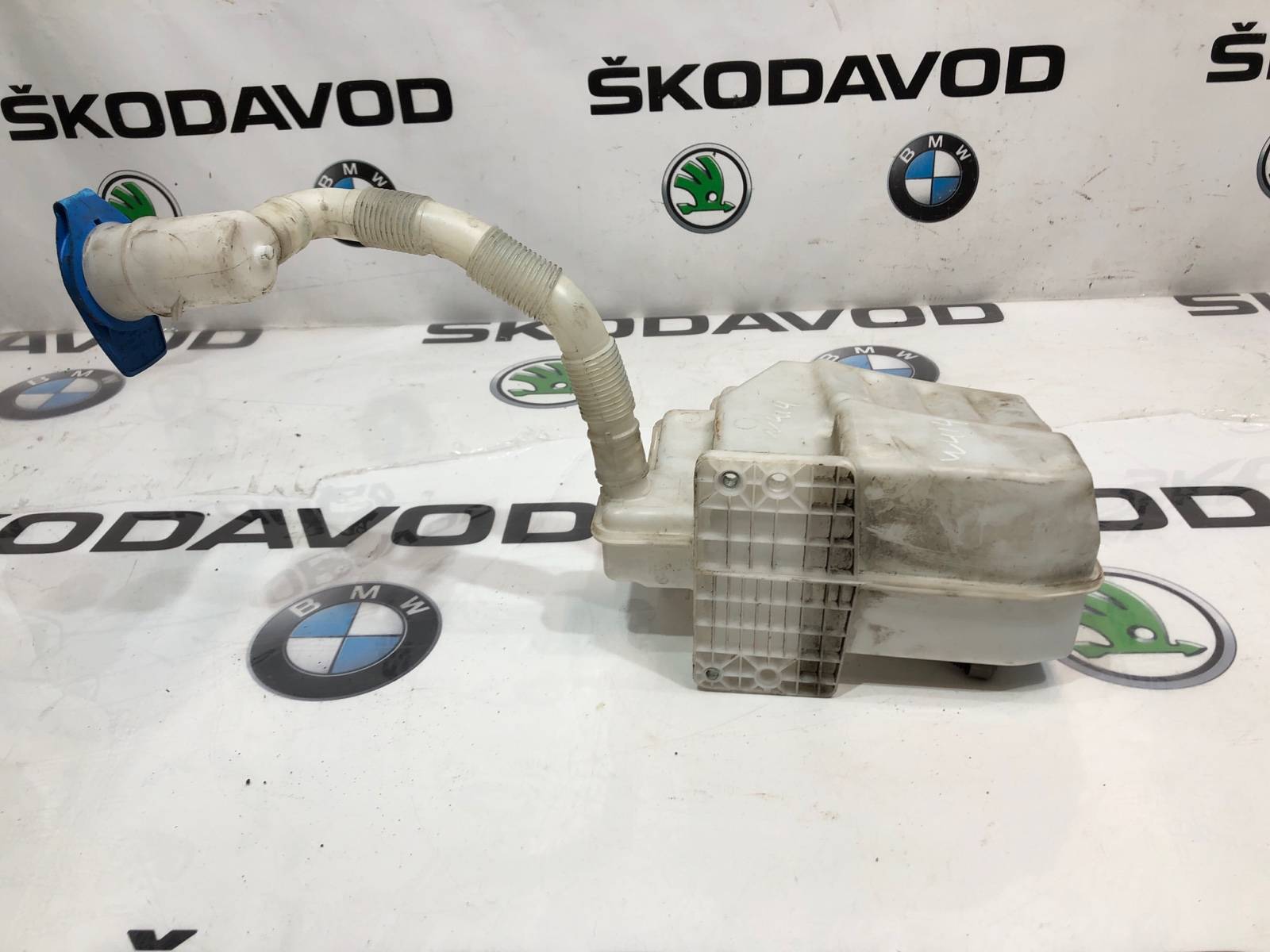 бачок омывателя, 2500 рублей, Москва