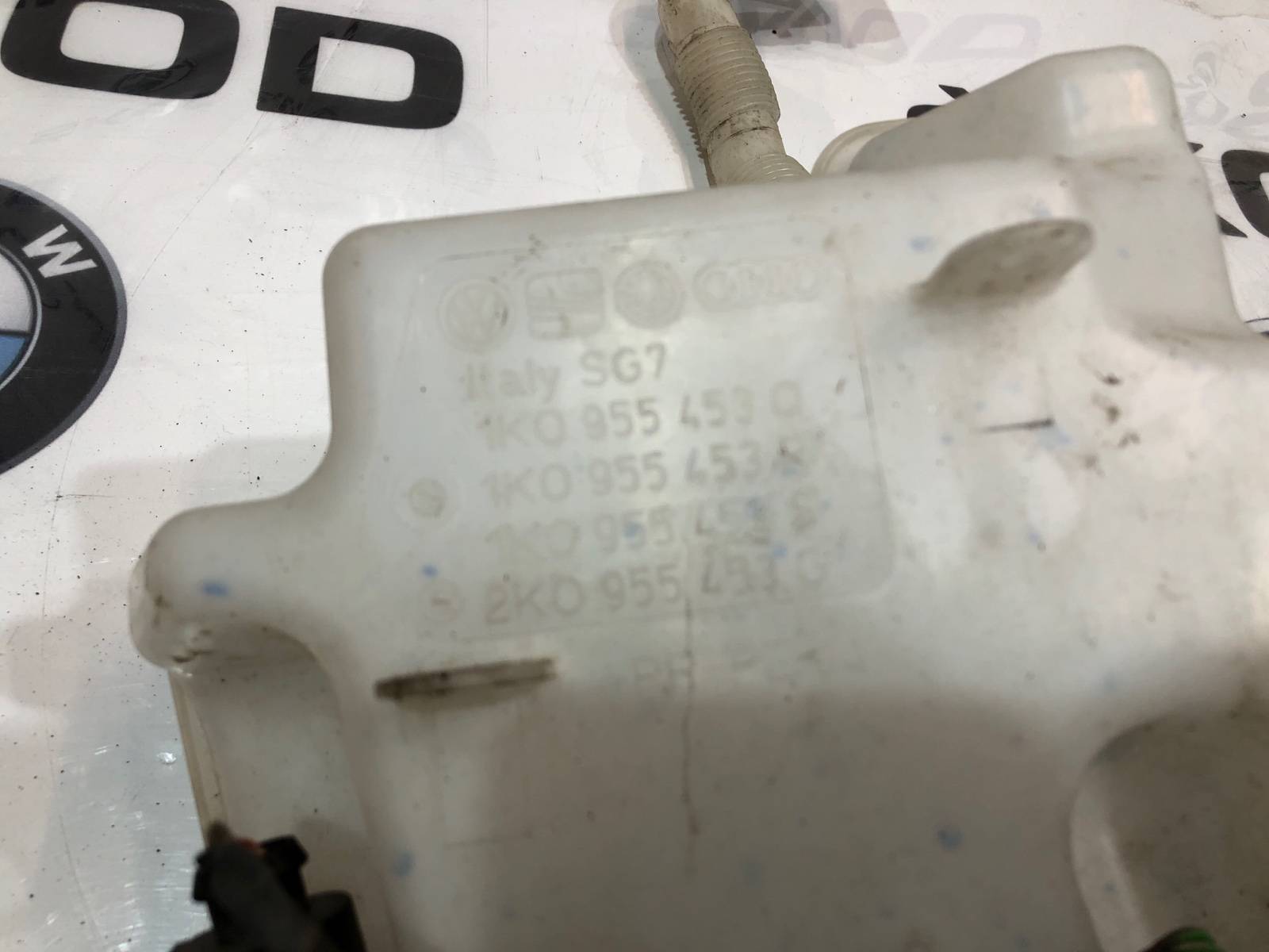 бачок омывателя, 2500 рублей, Москва