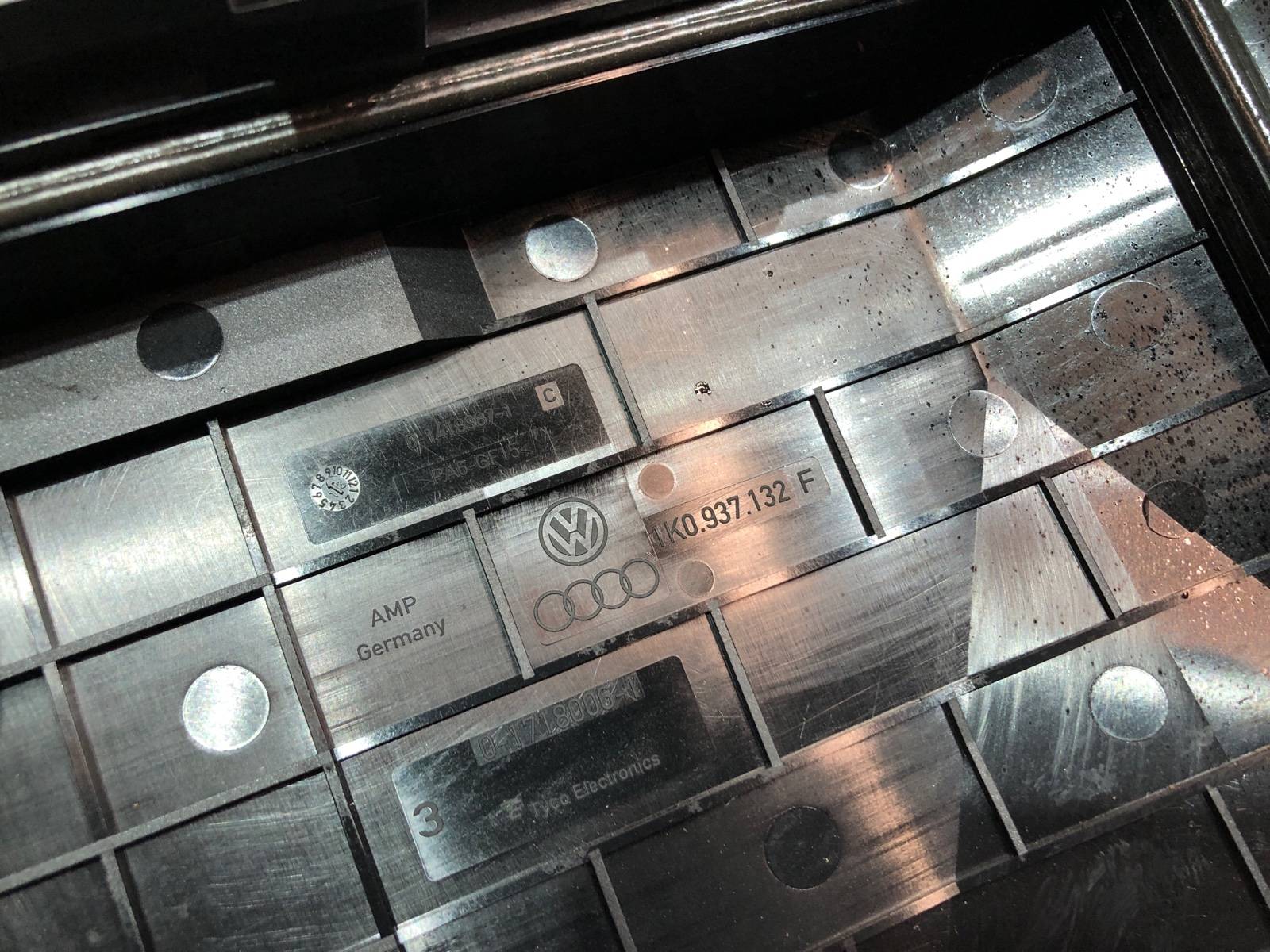 Крышка блока предохранителей, 700 рублей, Москва